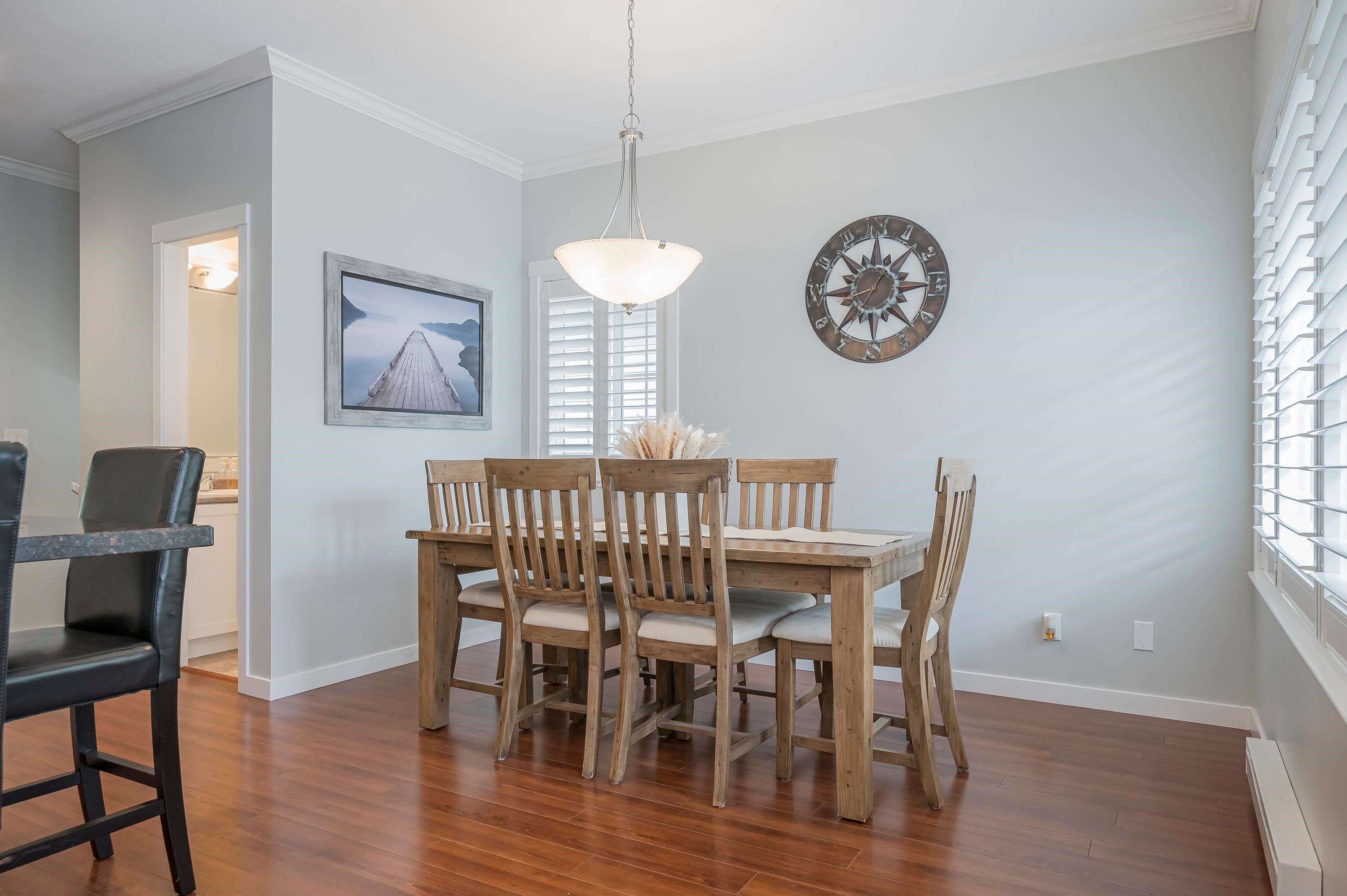 









6852


193

Street, 62,
Surrey,




BC
V4N 0C8

