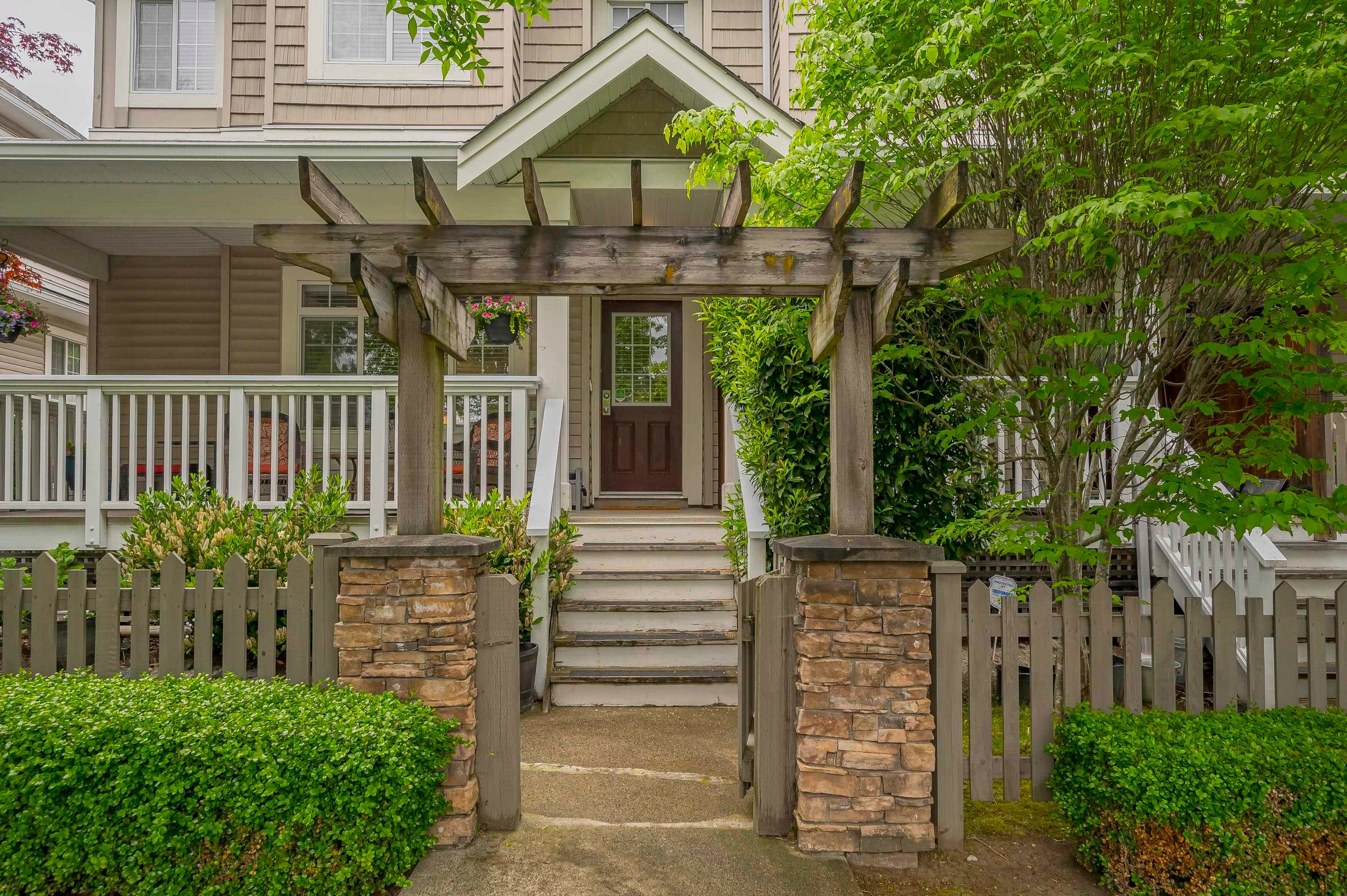 









6852


193

Street, 62,
Surrey,




BC
V4N 0C8

