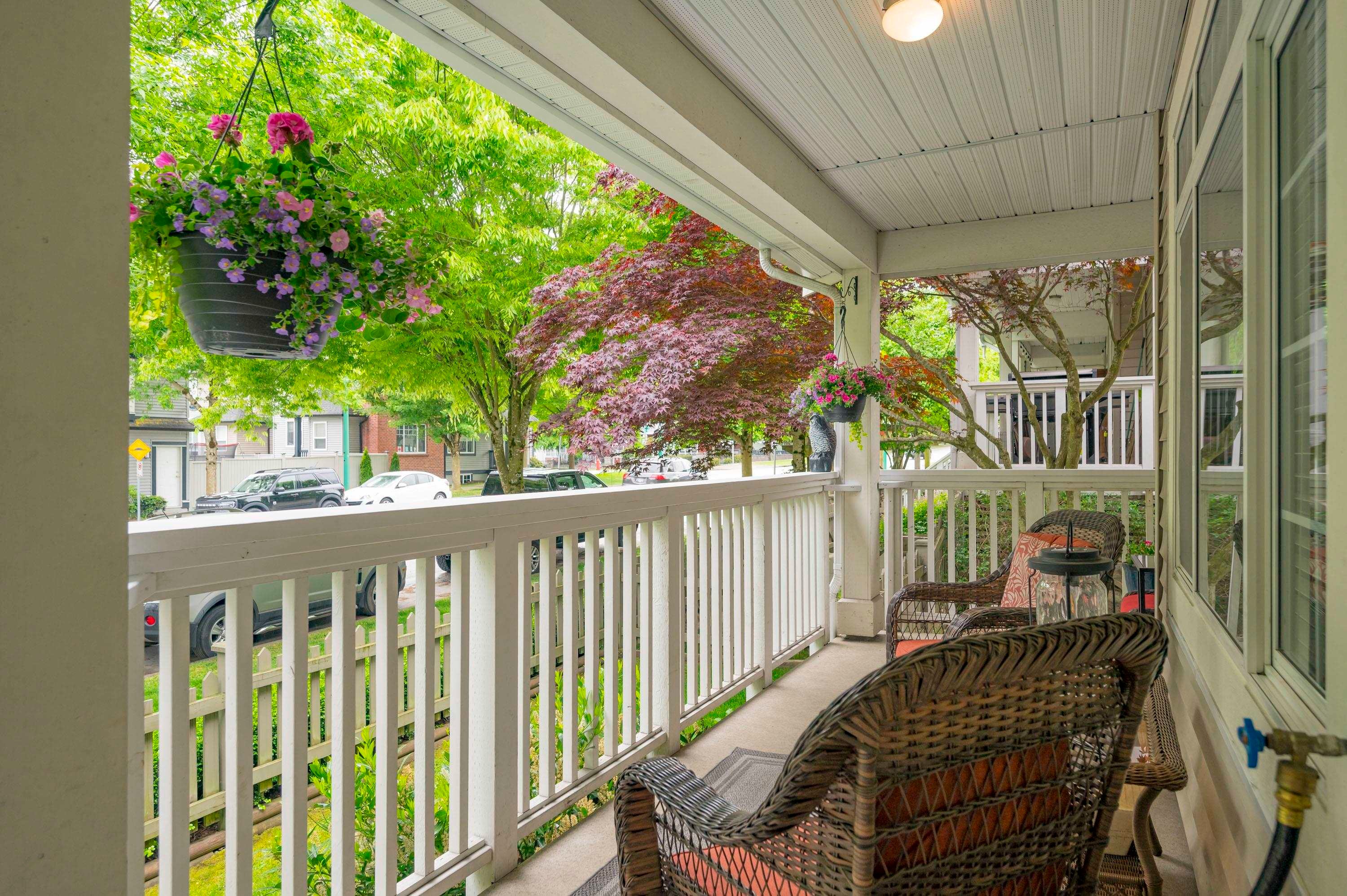 









6852


193

Street, 62,
Surrey,




BC
V4N 0C8

