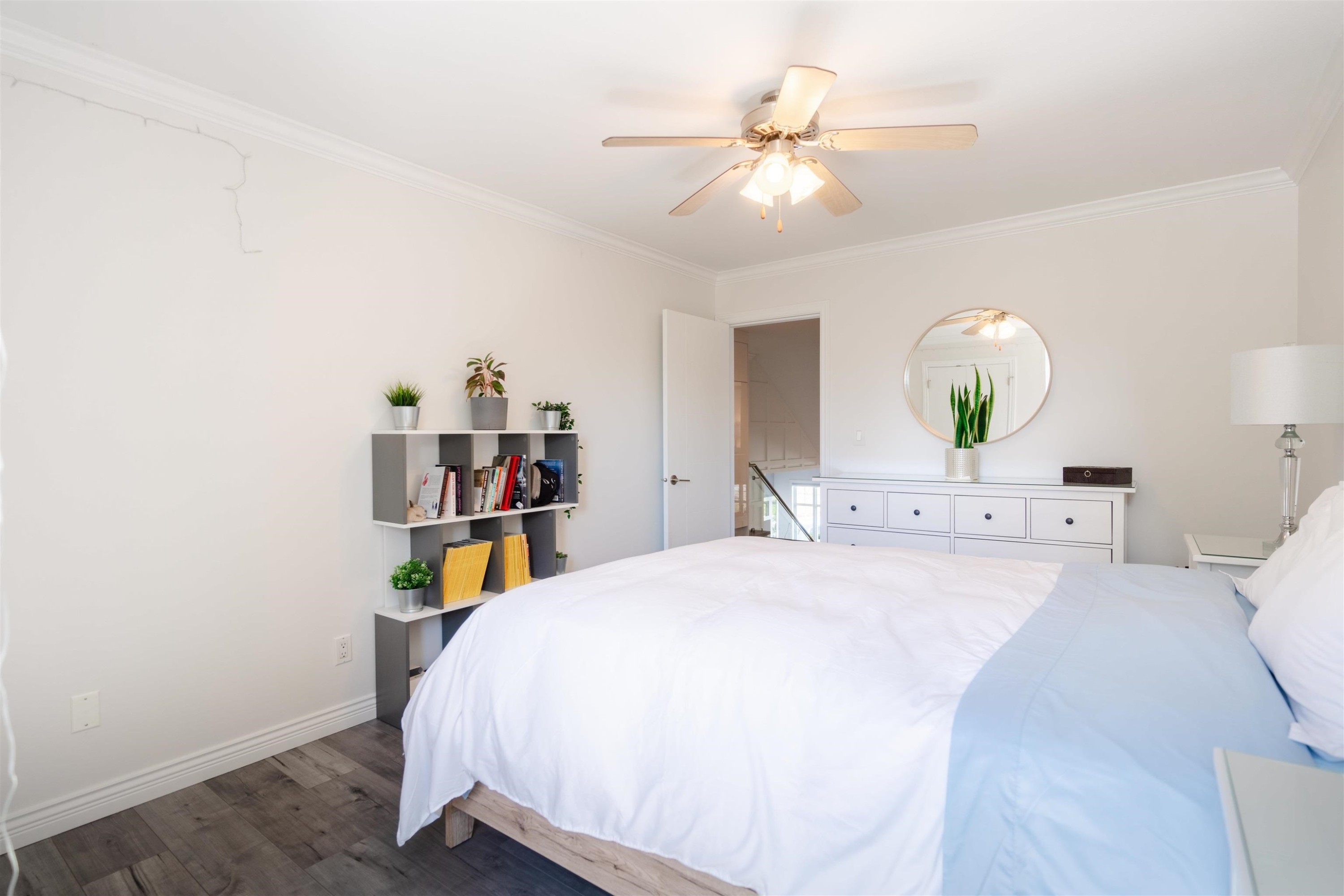 









11646


82

Avenue,
Delta,




BC
V4C 2C4

