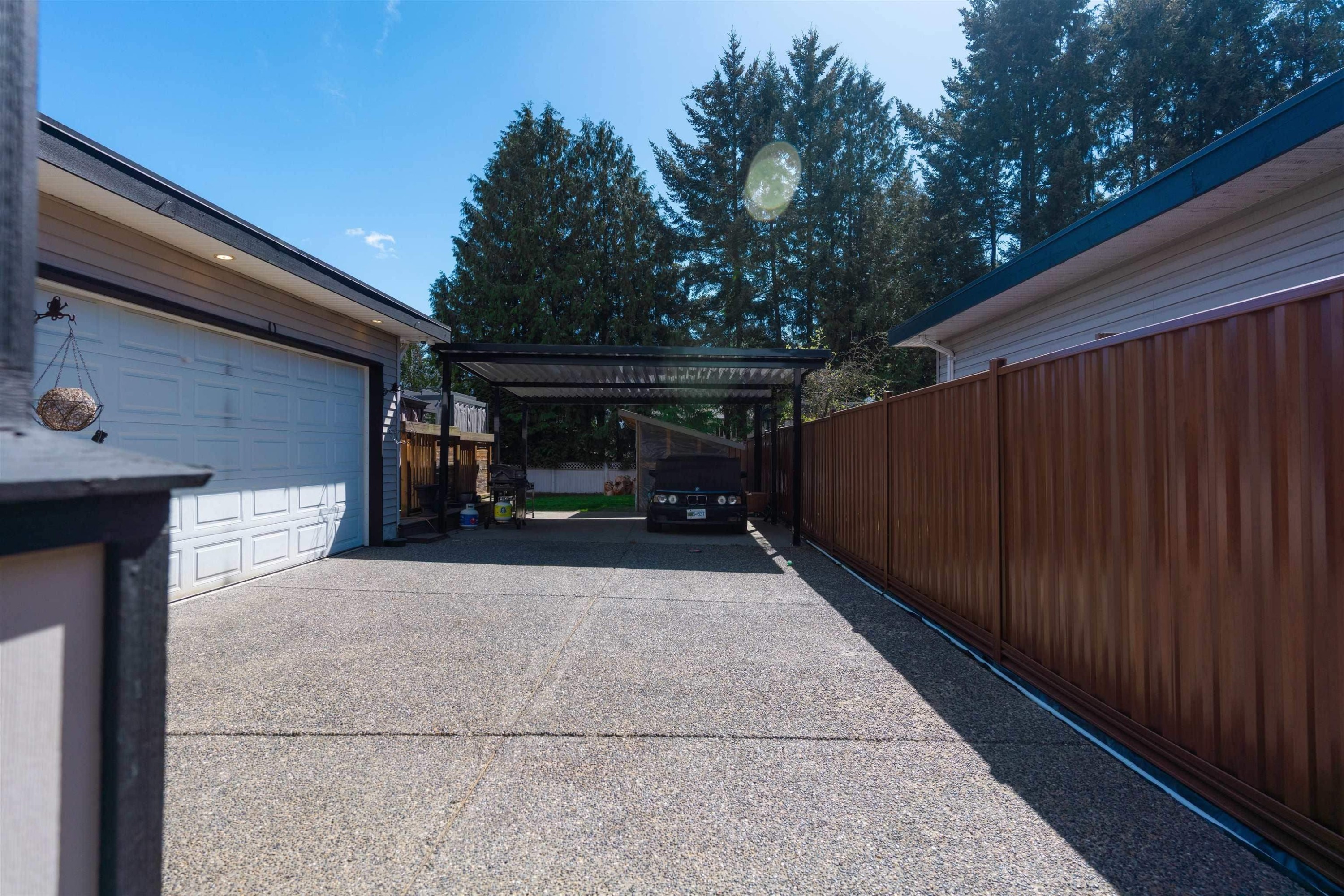 









11646


82

Avenue,
Delta,




BC
V4C 2C4

