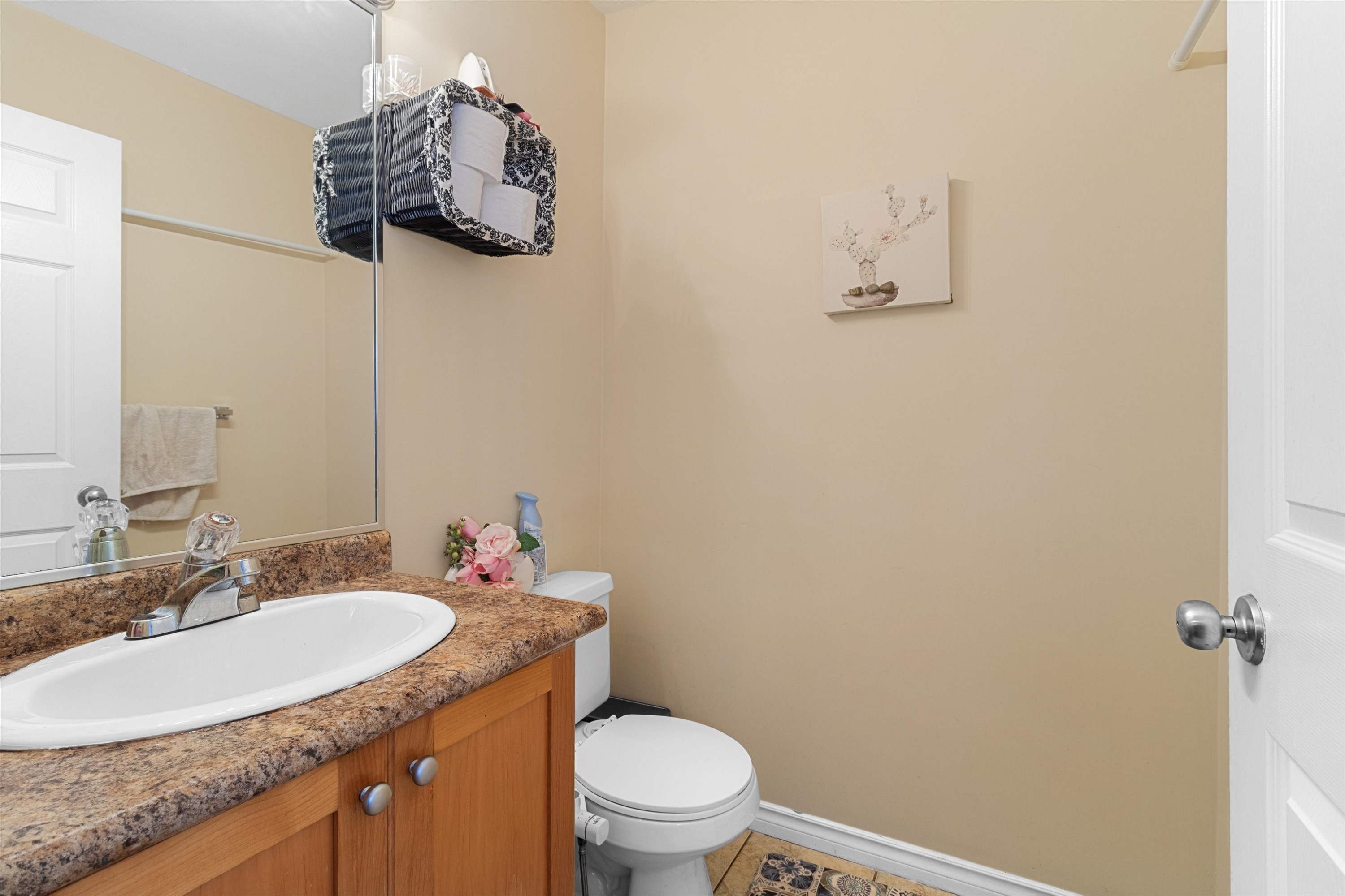 









12730


66

Avenue, 18,
Surrey,




BC
V3W 2A9

