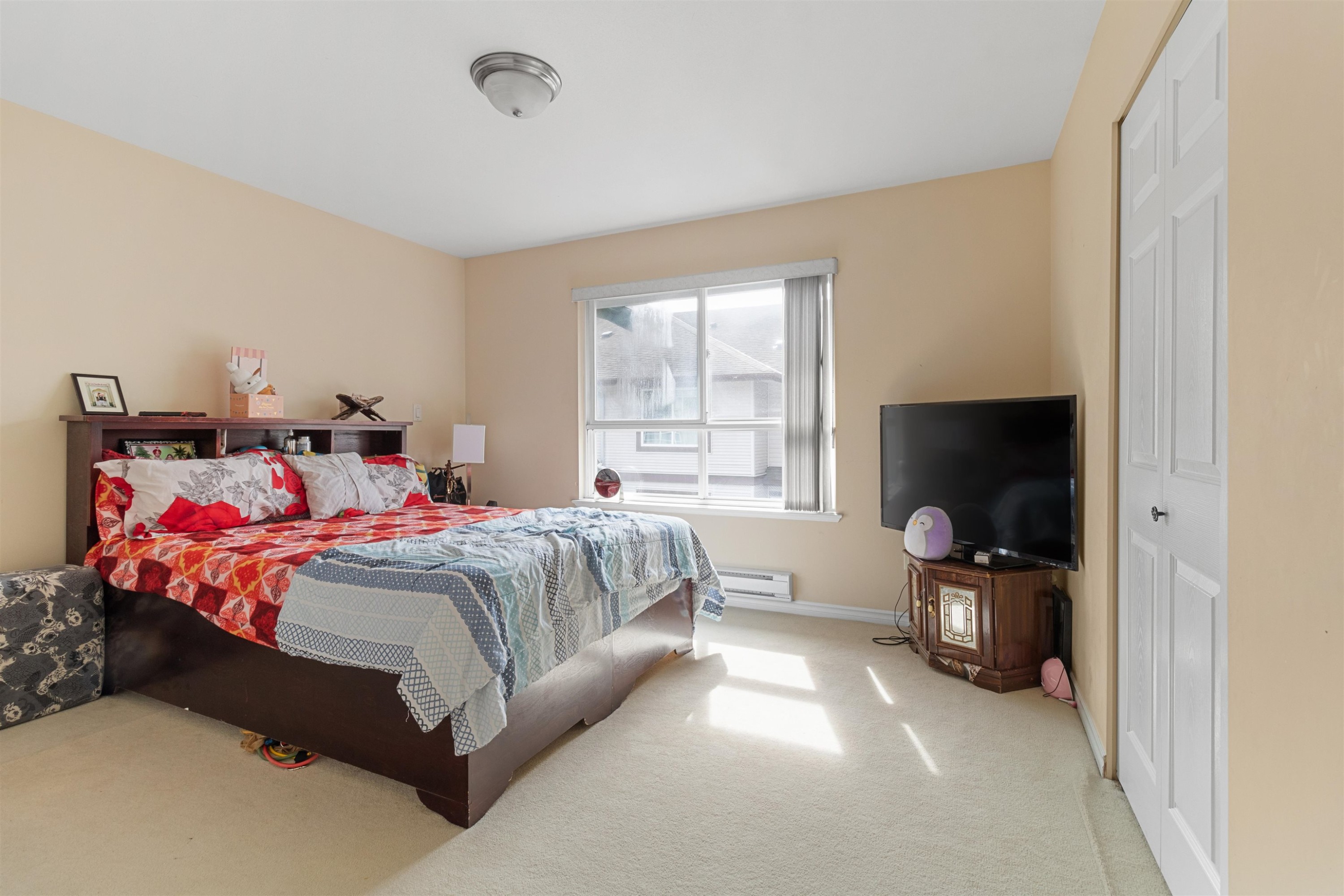 









12730


66

Avenue, 18,
Surrey,




BC
V3W 2A9

