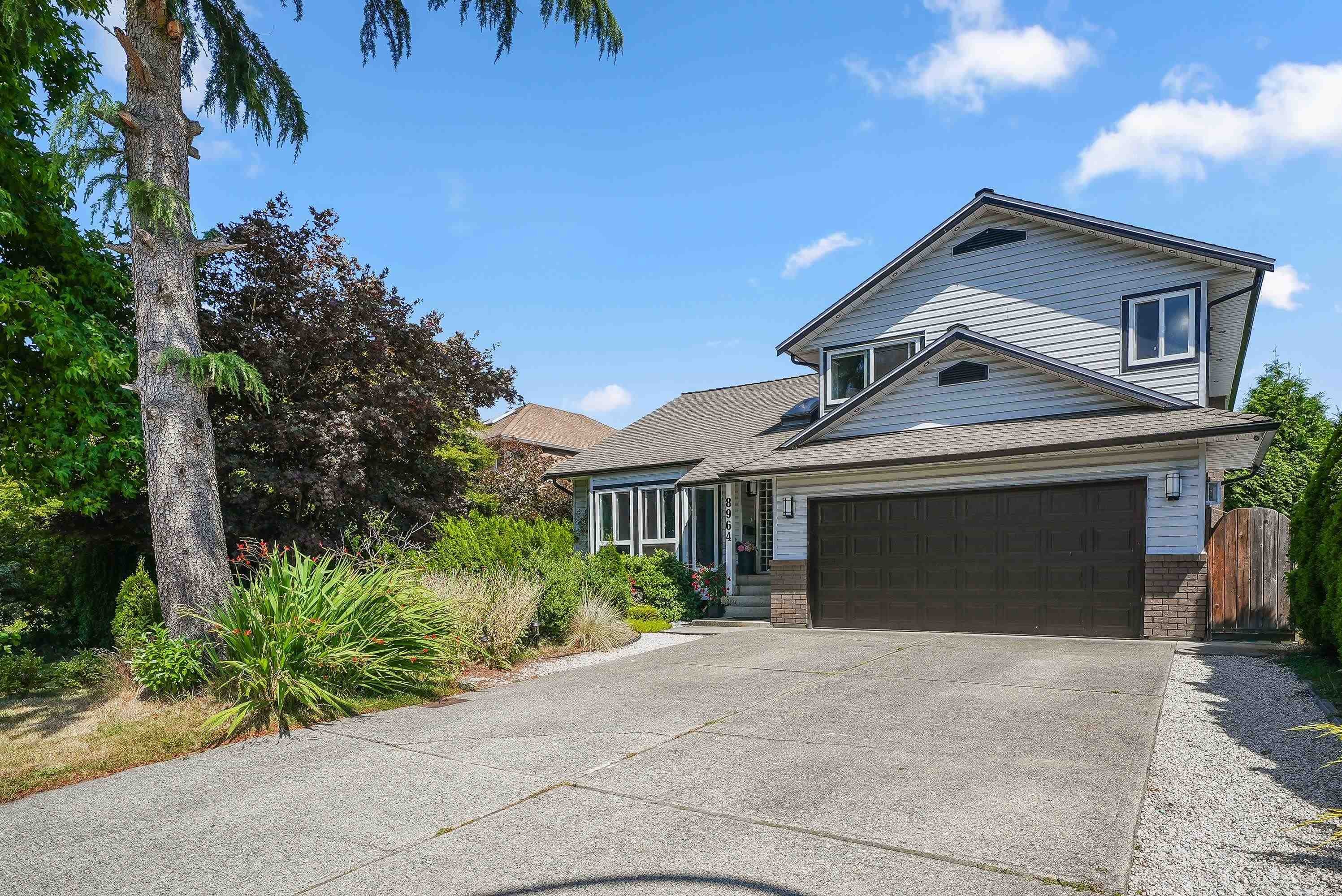 









8964


142a

Street,
Surrey,




BC
V3V 7T1

