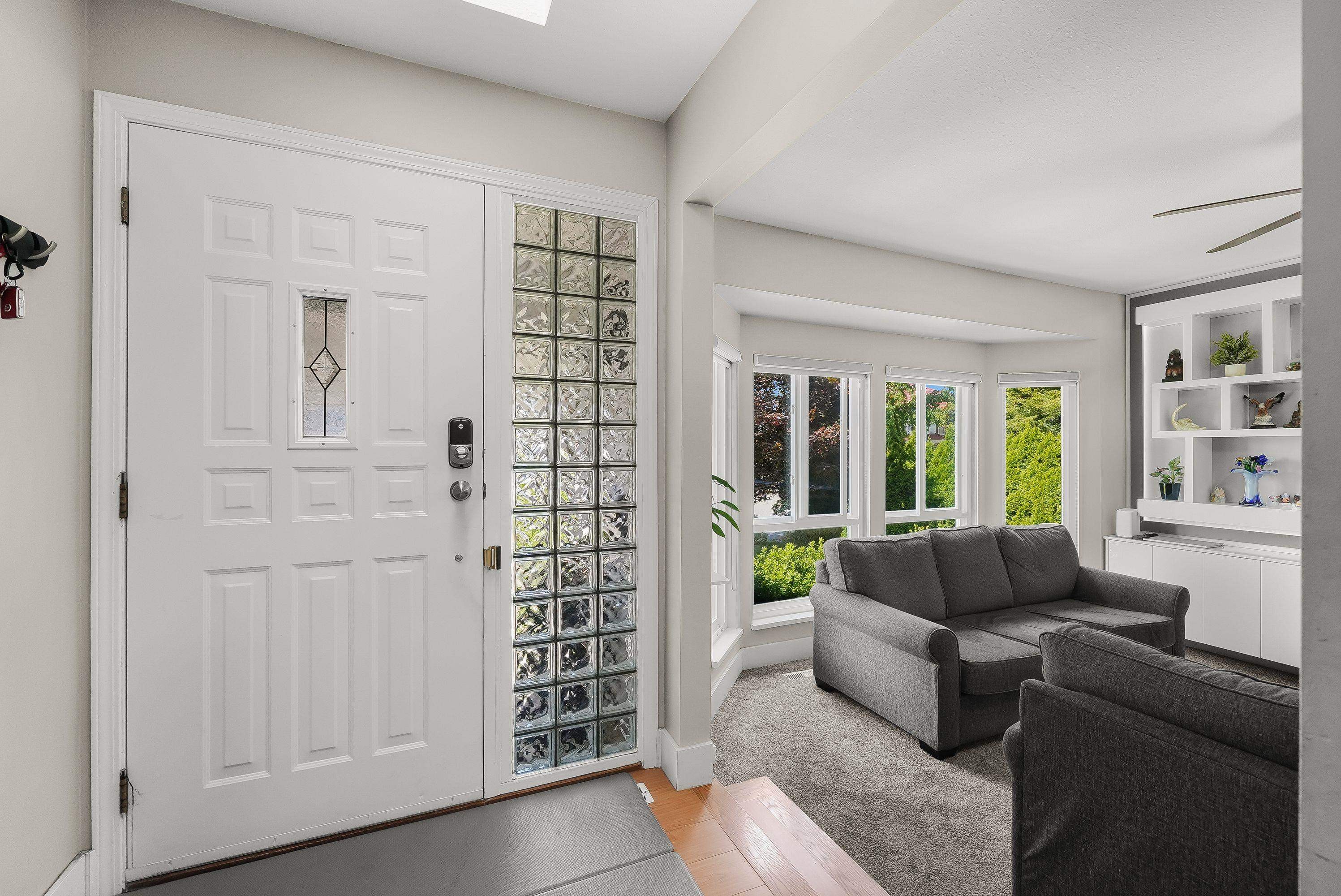 









8964


142a

Street,
Surrey,




BC
V3V 7T1

