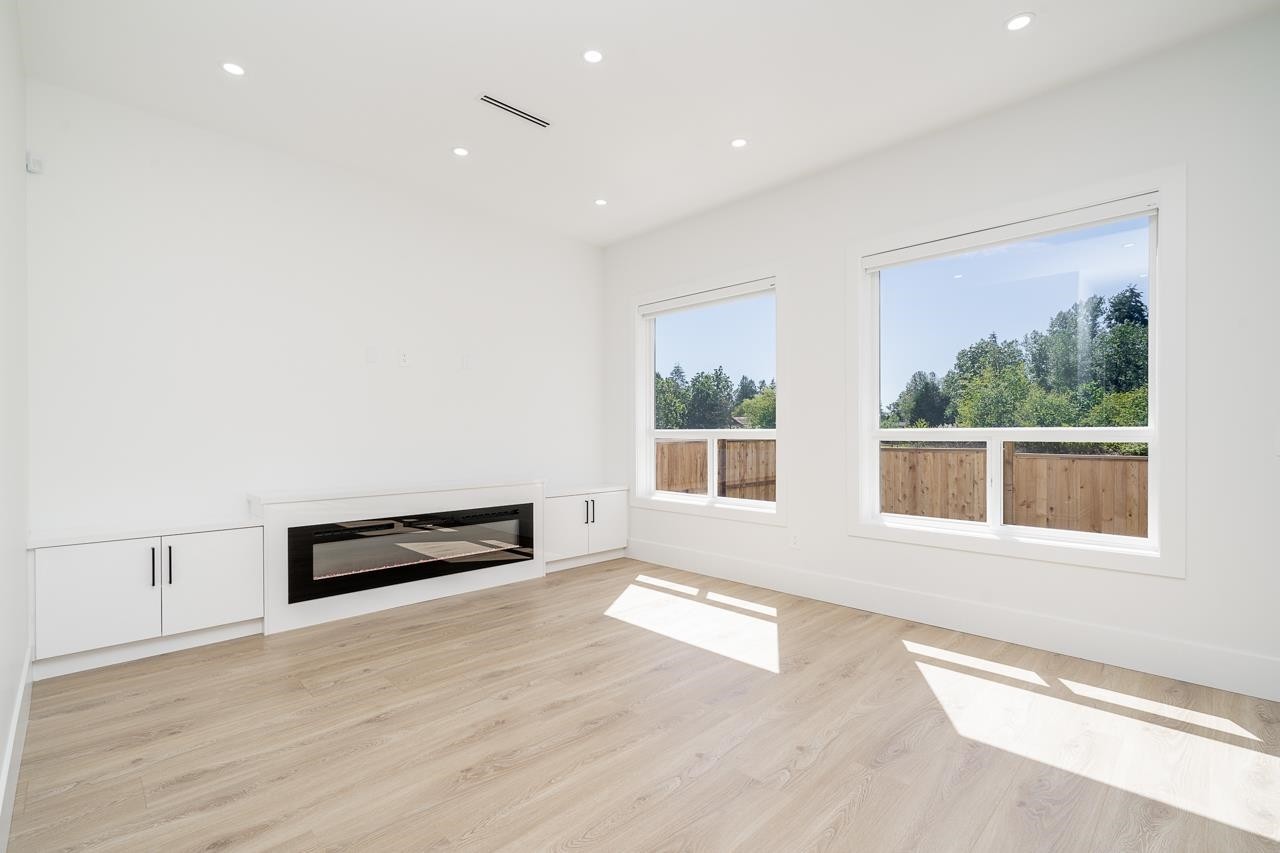 









7515


205

Street,
Langley,




BC
V2Y 1V5

