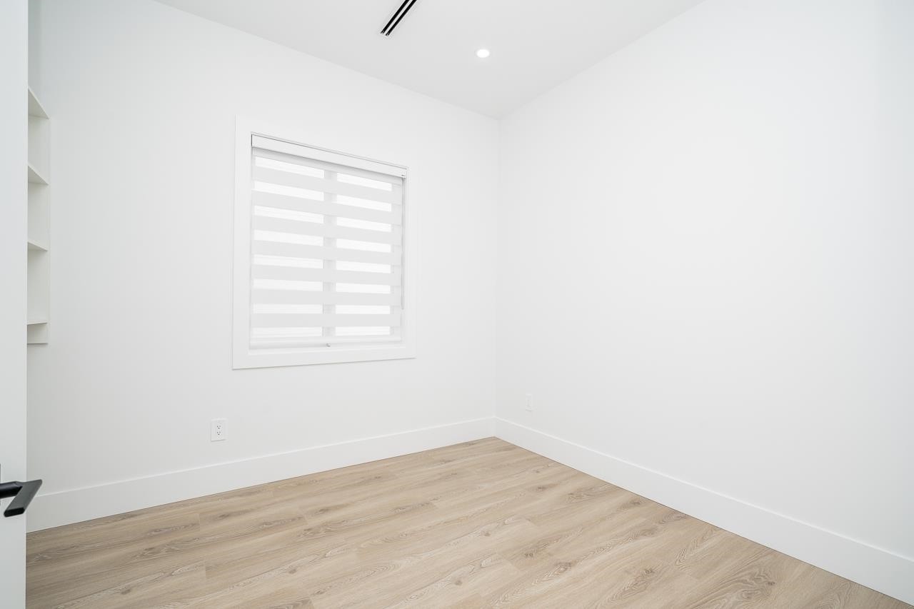 









7515


205

Street,
Langley,




BC
V2Y 1V5

