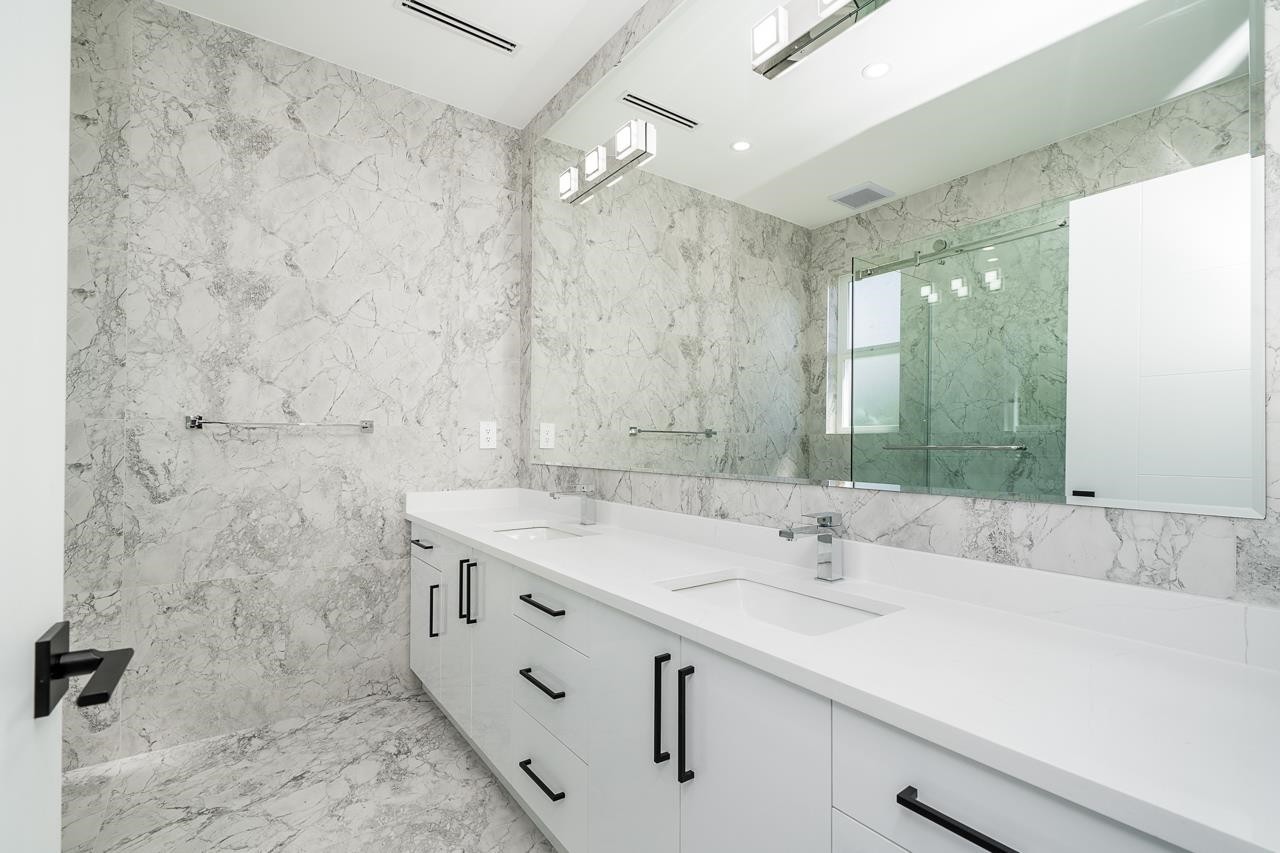 









7515


205

Street,
Langley,




BC
V2Y 1V5

