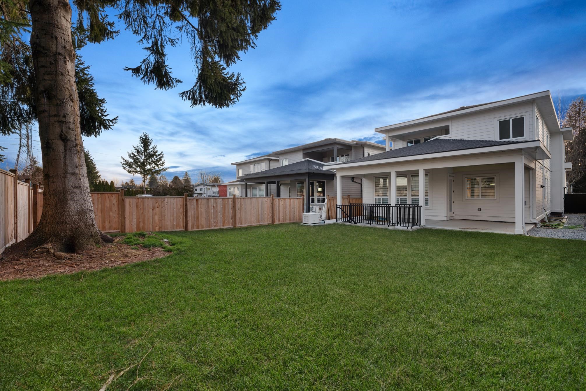 









7464


115

Street,
Delta,




BC
V4C 5M5

