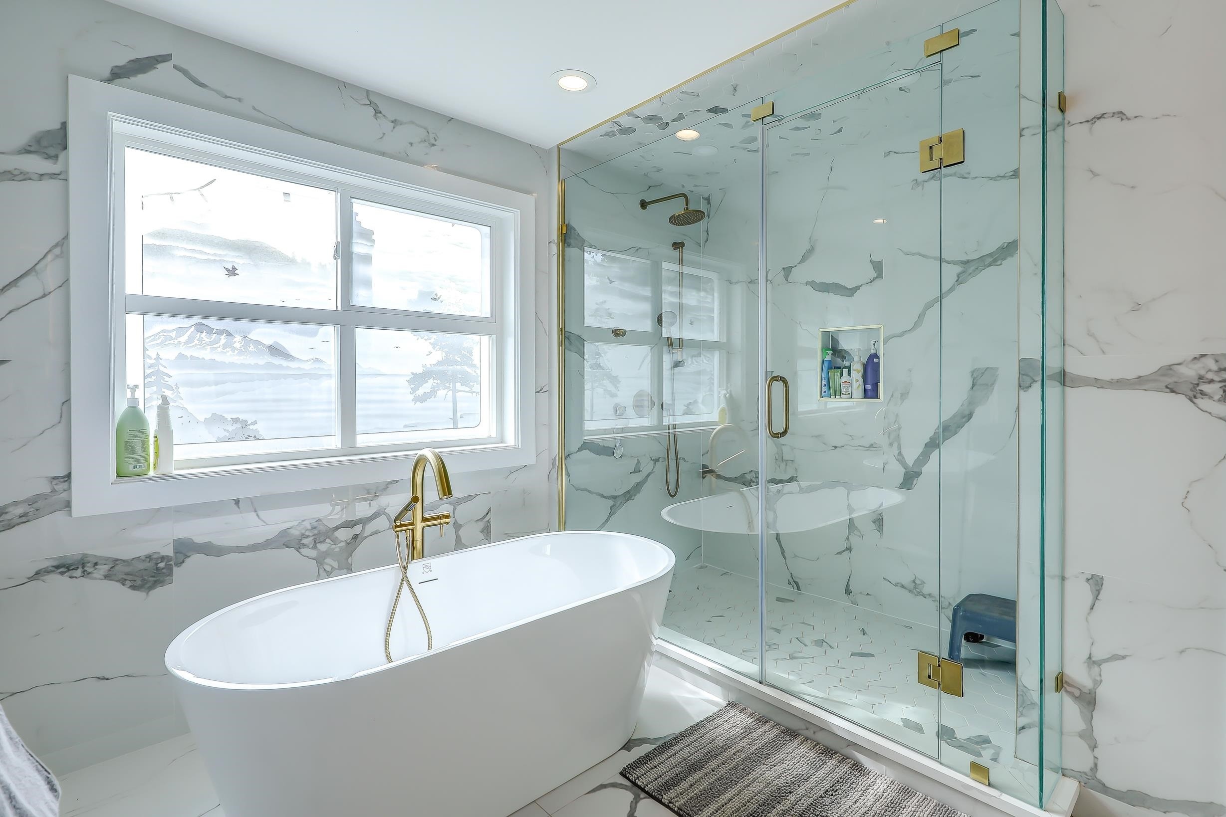 









13856


19a

Avenue,
Surrey,




BC
V4A 9M2

