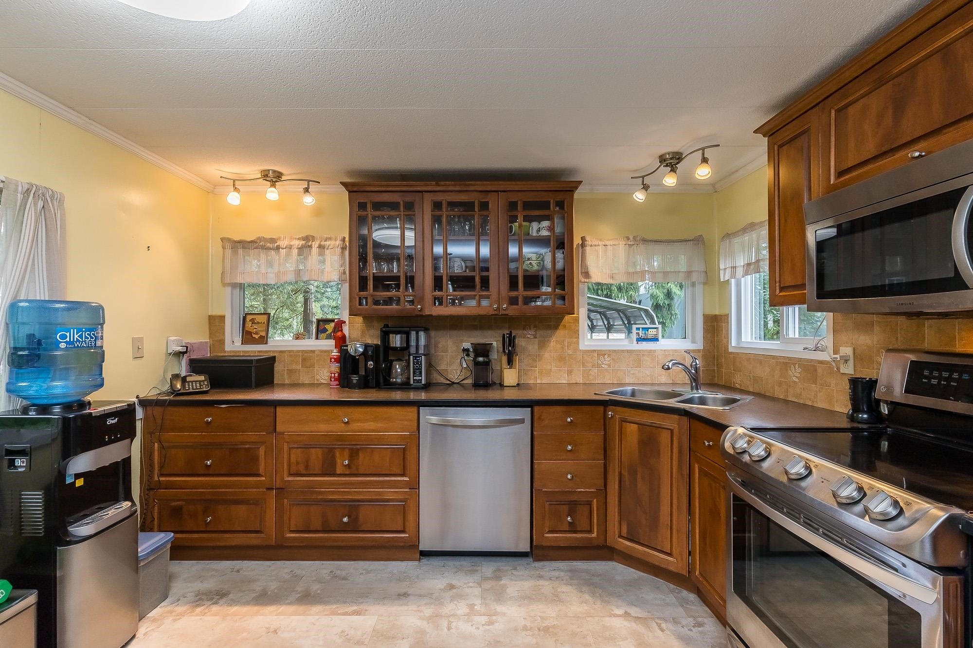 









20210


27

Avenue,
Langley,




BC
V2Z 1X3


