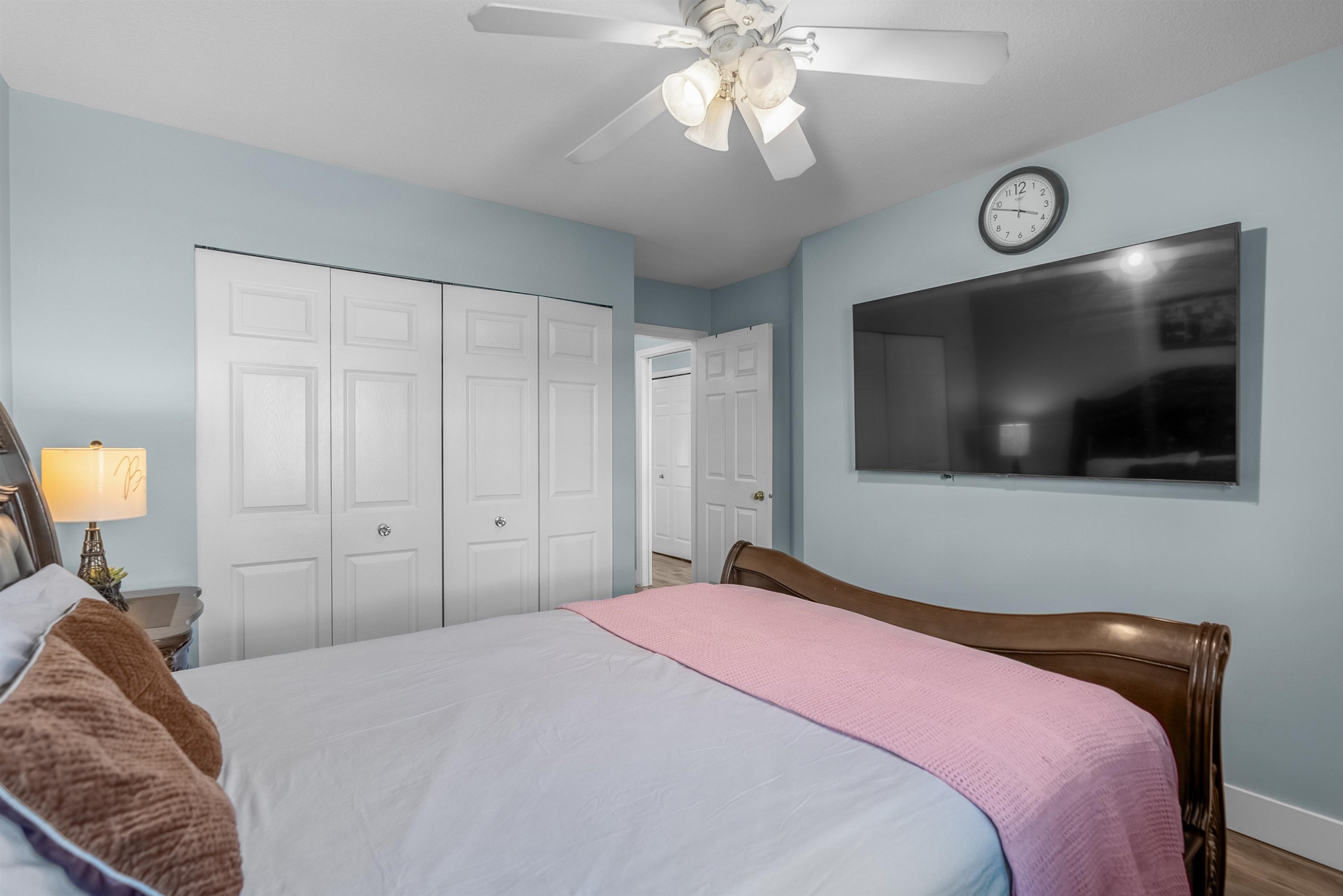 









3070


Townline

Road, 17,
Abbotsford,




BC
V2T 5M2

