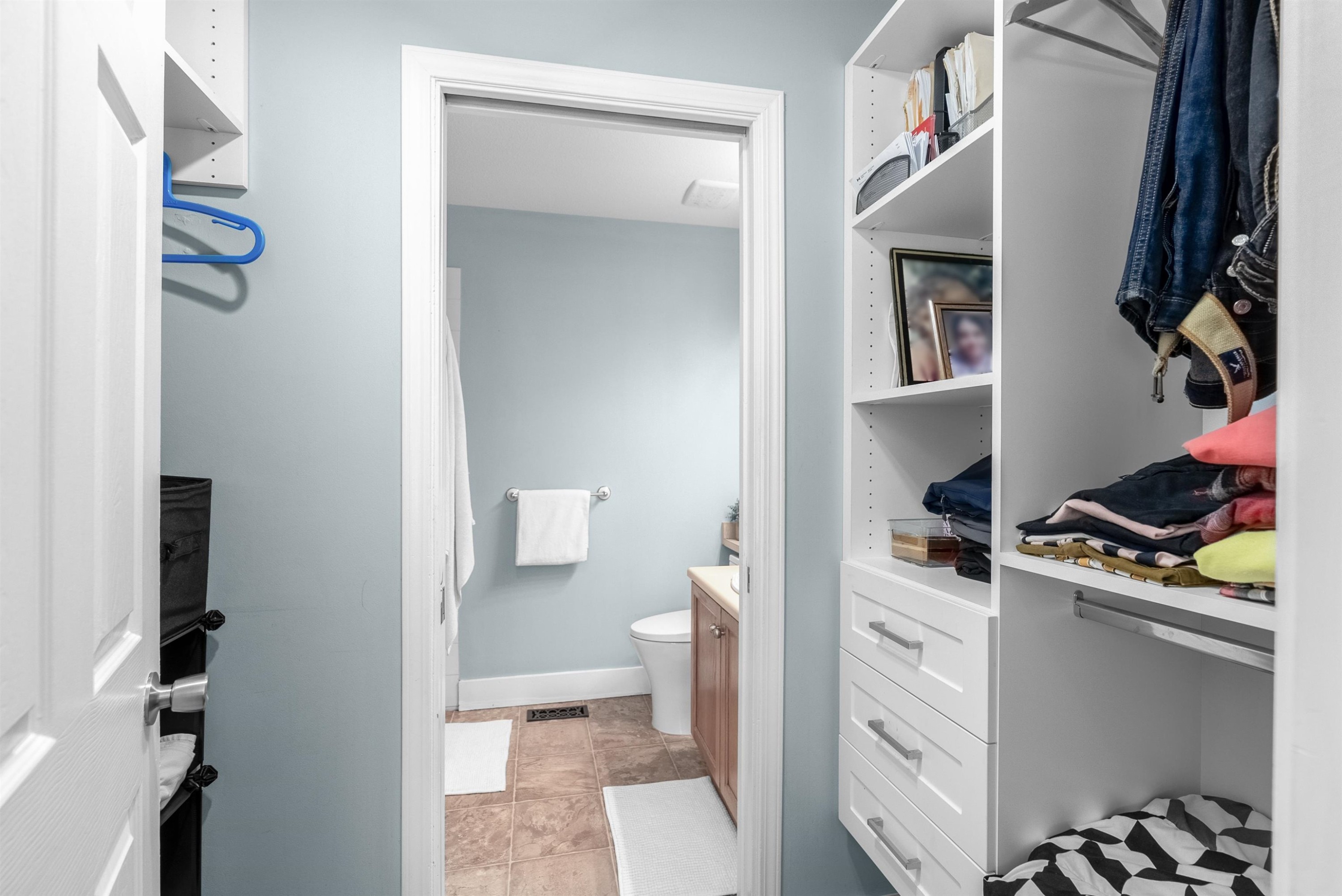 









3070


Townline

Road, 17,
Abbotsford,




BC
V2T 5M2

