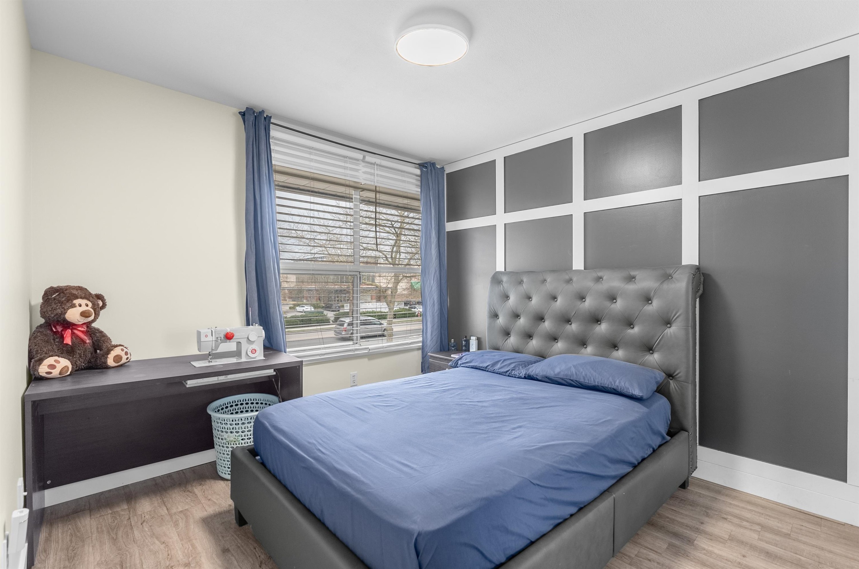 









7250


122

Street, 10,
Surrey,




BC
V3W 1B4

