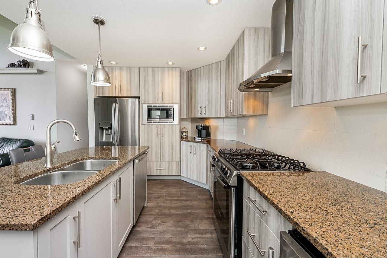 









16499


64

Avenue, 308,
Surrey,




BC
V3S 6V7

