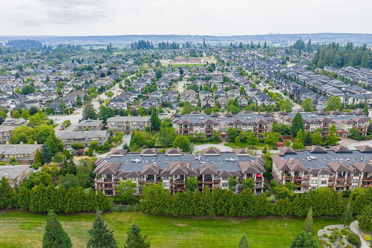 









16499


64

Avenue, 308,
Surrey,




BC
V3S 6V7

