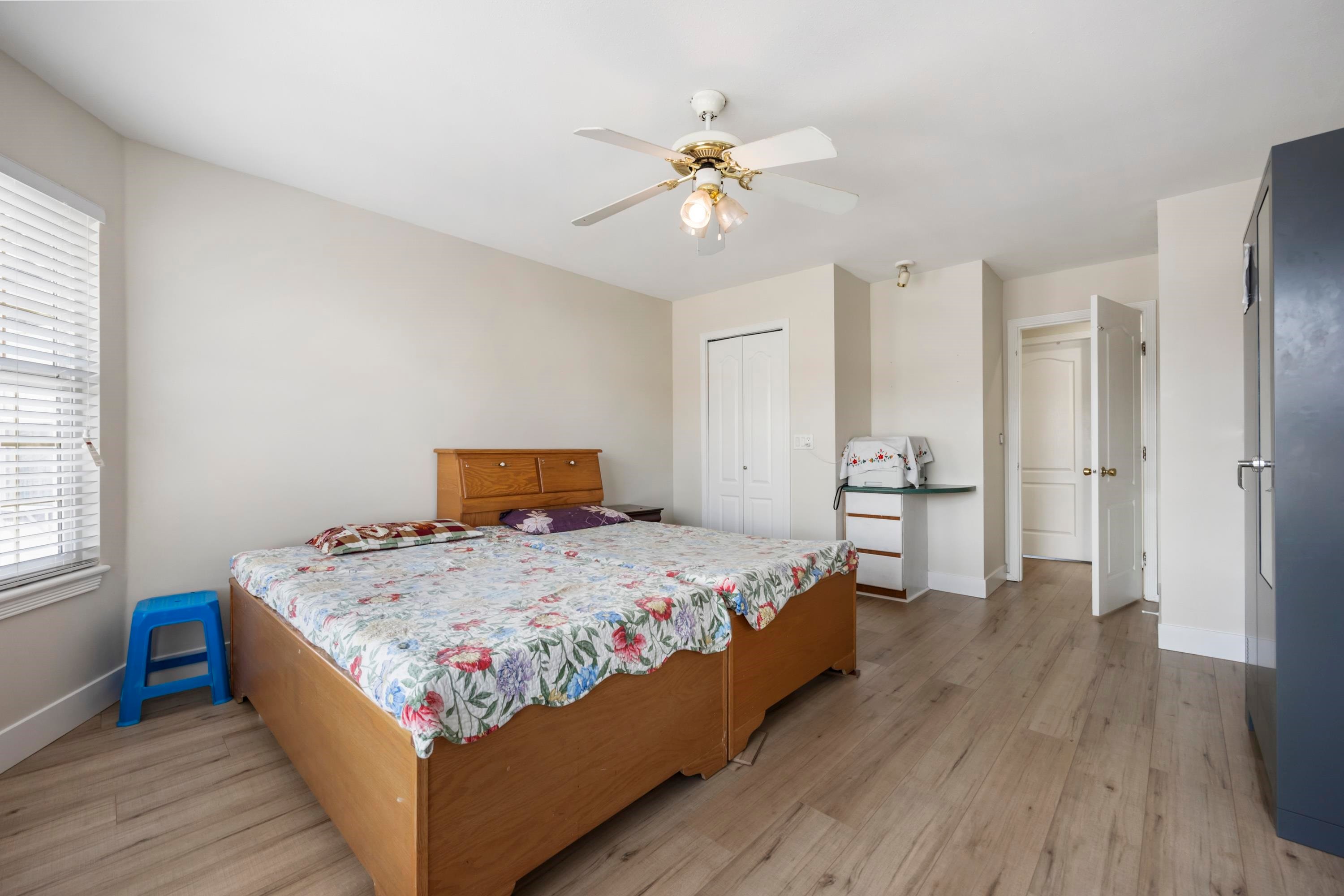 









30516


Robin

Drive,
Abbotsford,




BC
V2T 5S1

