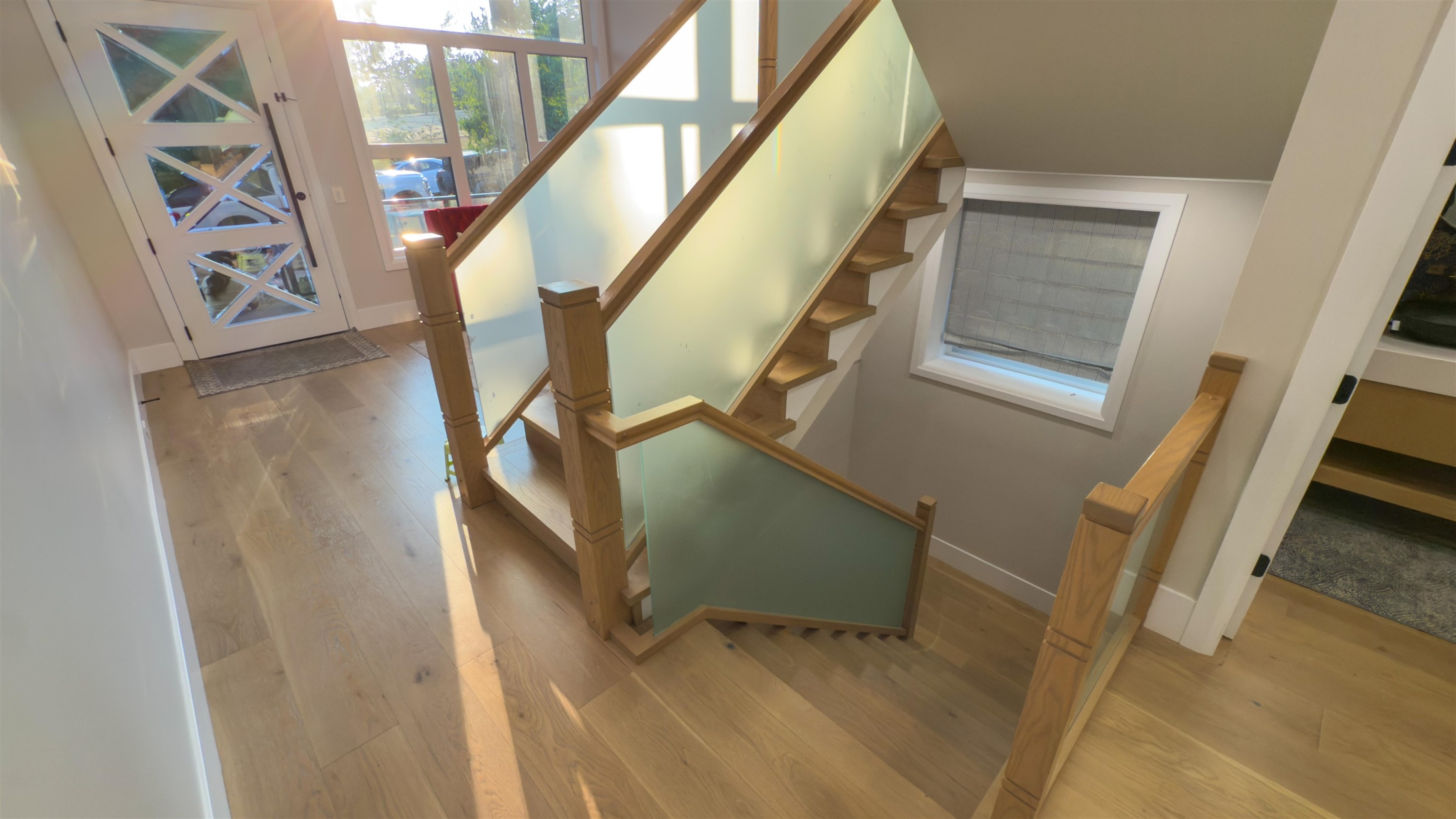 









6816


147

Street,
Surrey,




BC
V3S 2B1

