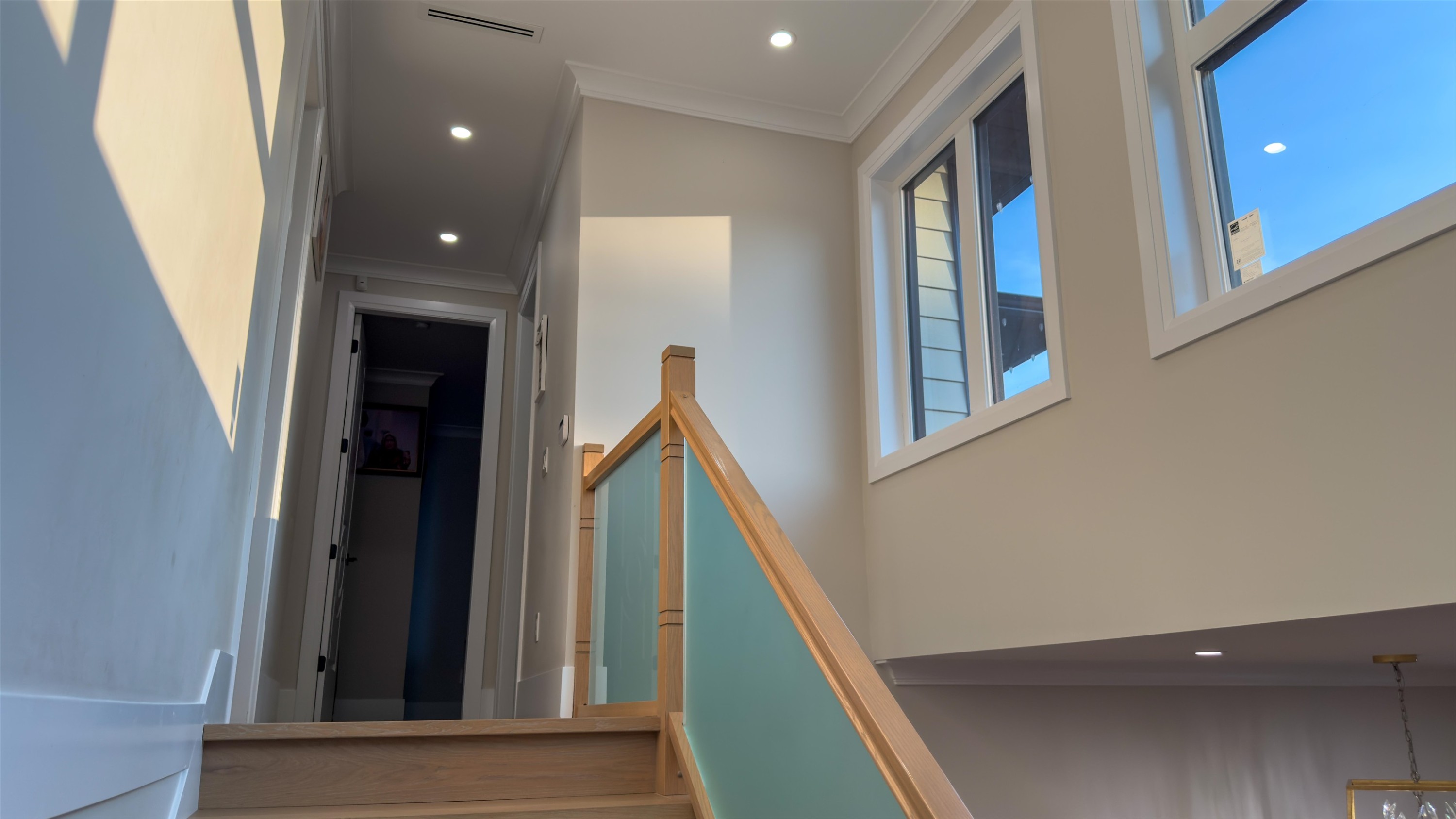 









6816


147

Street,
Surrey,




BC
V3S 2B1

