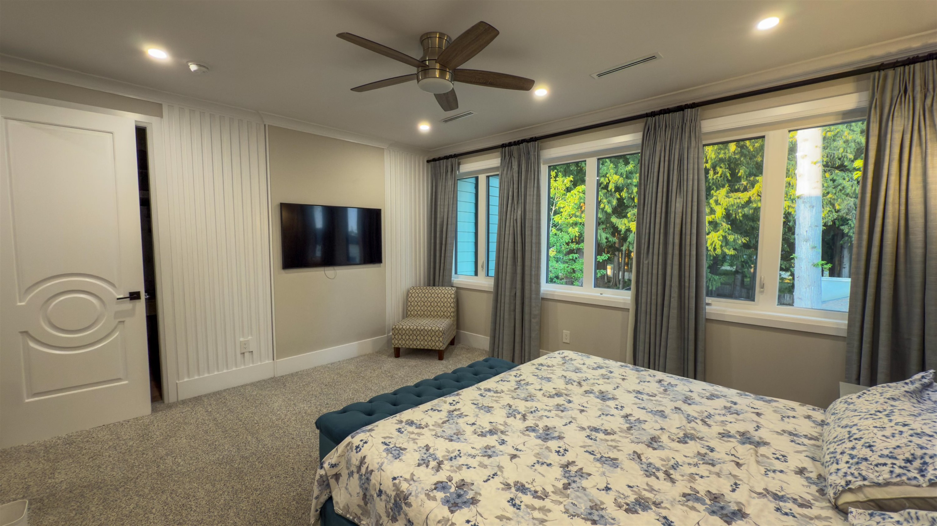 









6816


147

Street,
Surrey,




BC
V3S 2B1

