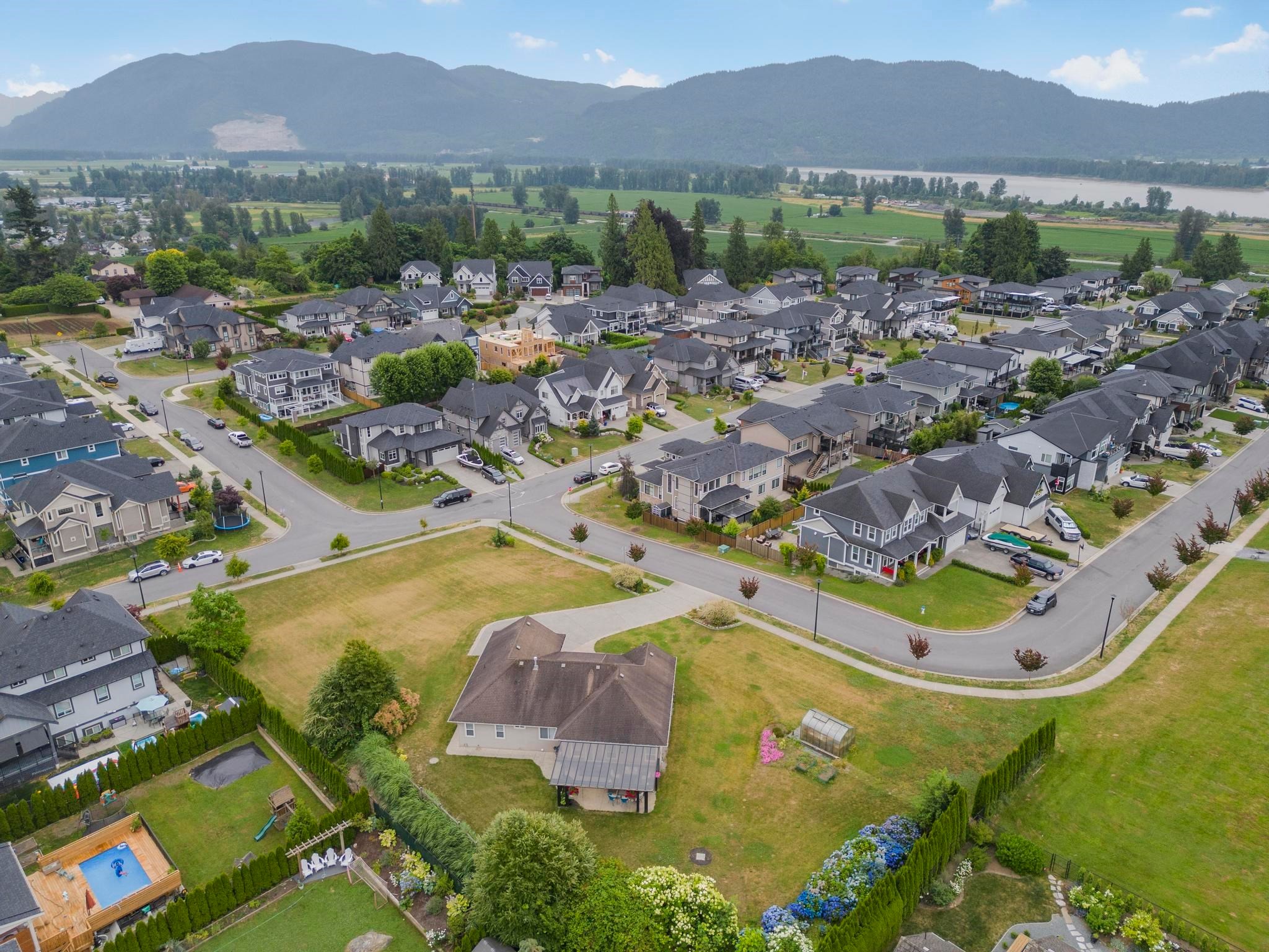 









8455


Jack

Crescent,
Mission,




BC
V2V 6S6

