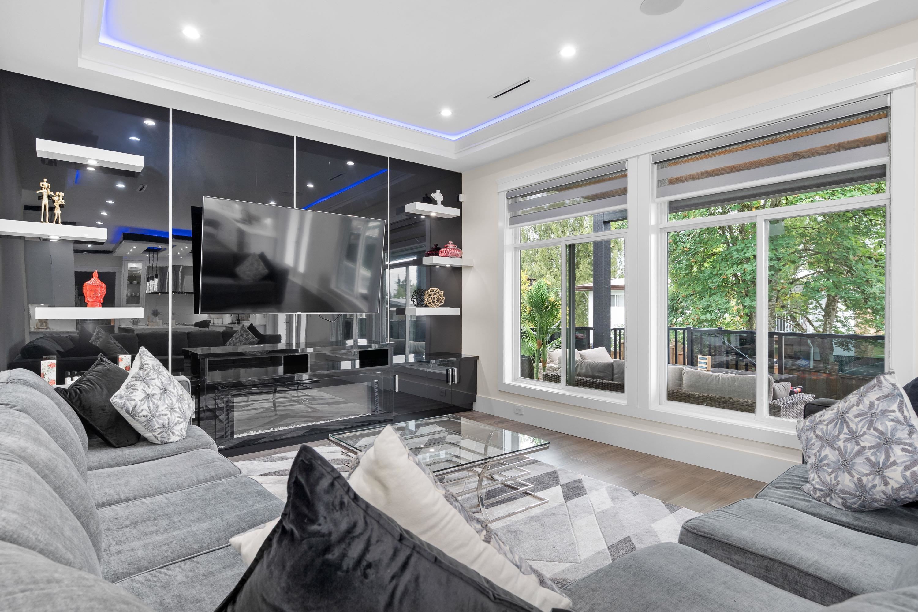 









2245


Beaver

Street,
Abbotsford,




BC
V2T 3C9

