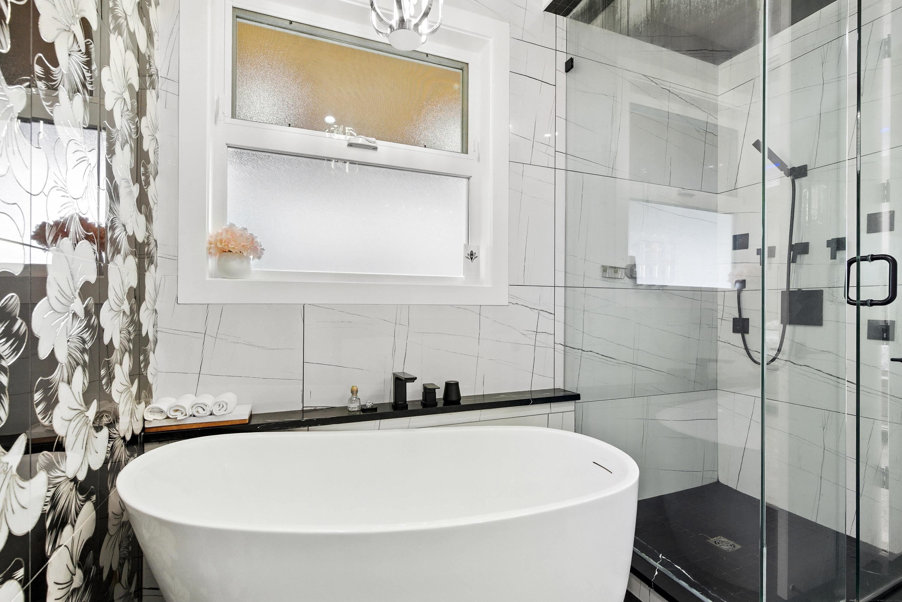 









2245


Beaver

Street,
Abbotsford,




BC
V2T 3C9

