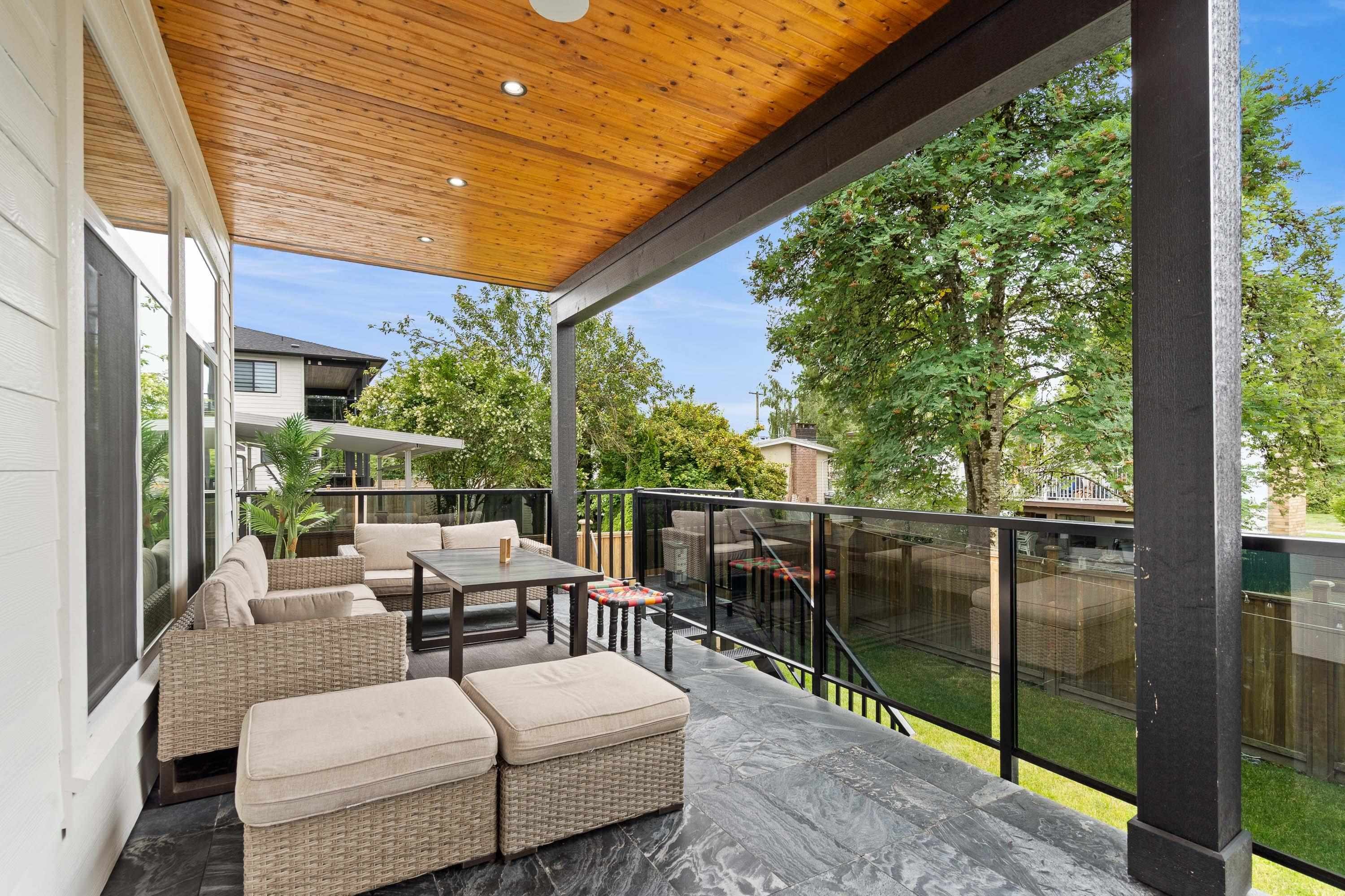 









2245


Beaver

Street,
Abbotsford,




BC
V2T 3C9

