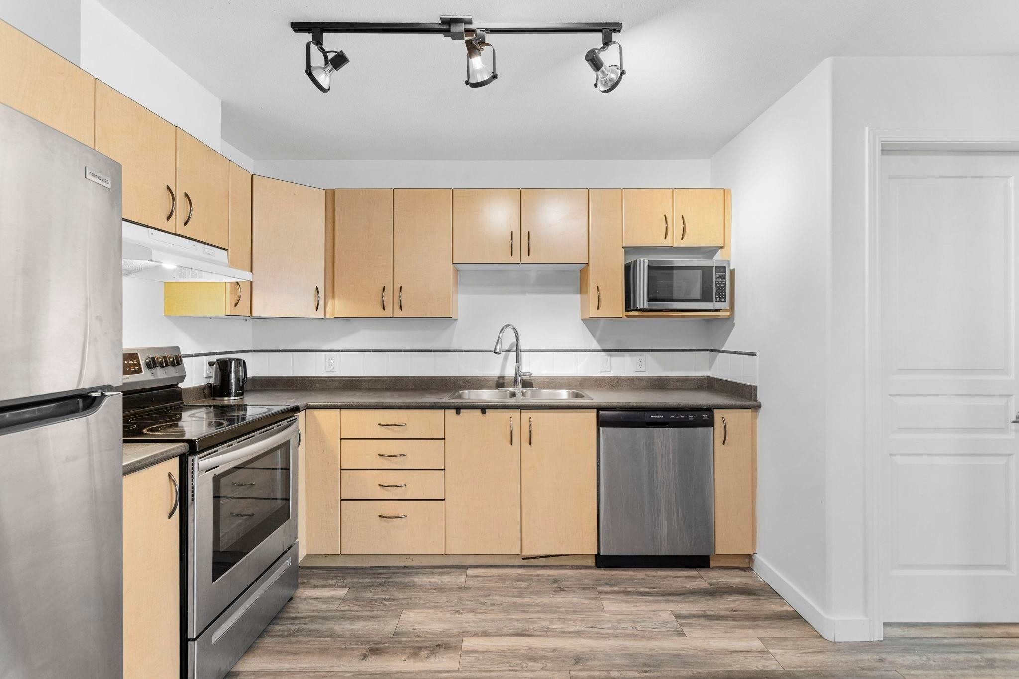 









20200


56

Avenue, 217,
Langley,




BC
V3A 8S1

