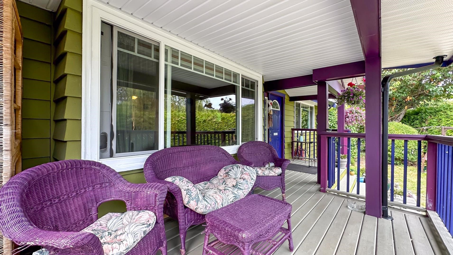 









13195


14

Avenue,
Surrey,




BC
V4A 1G6

