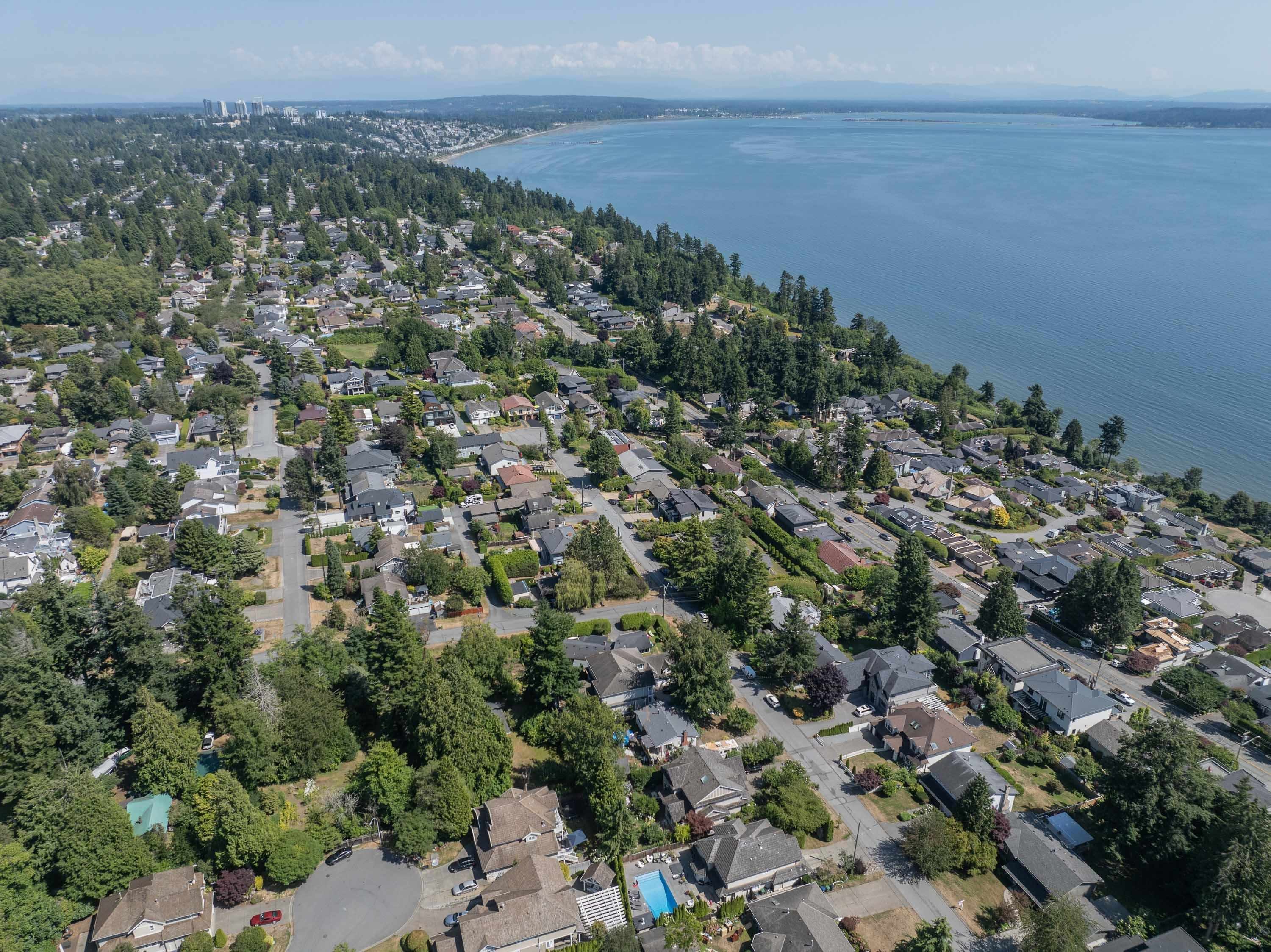 









13195


14

Avenue,
Surrey,




BC
V4A 1G6


