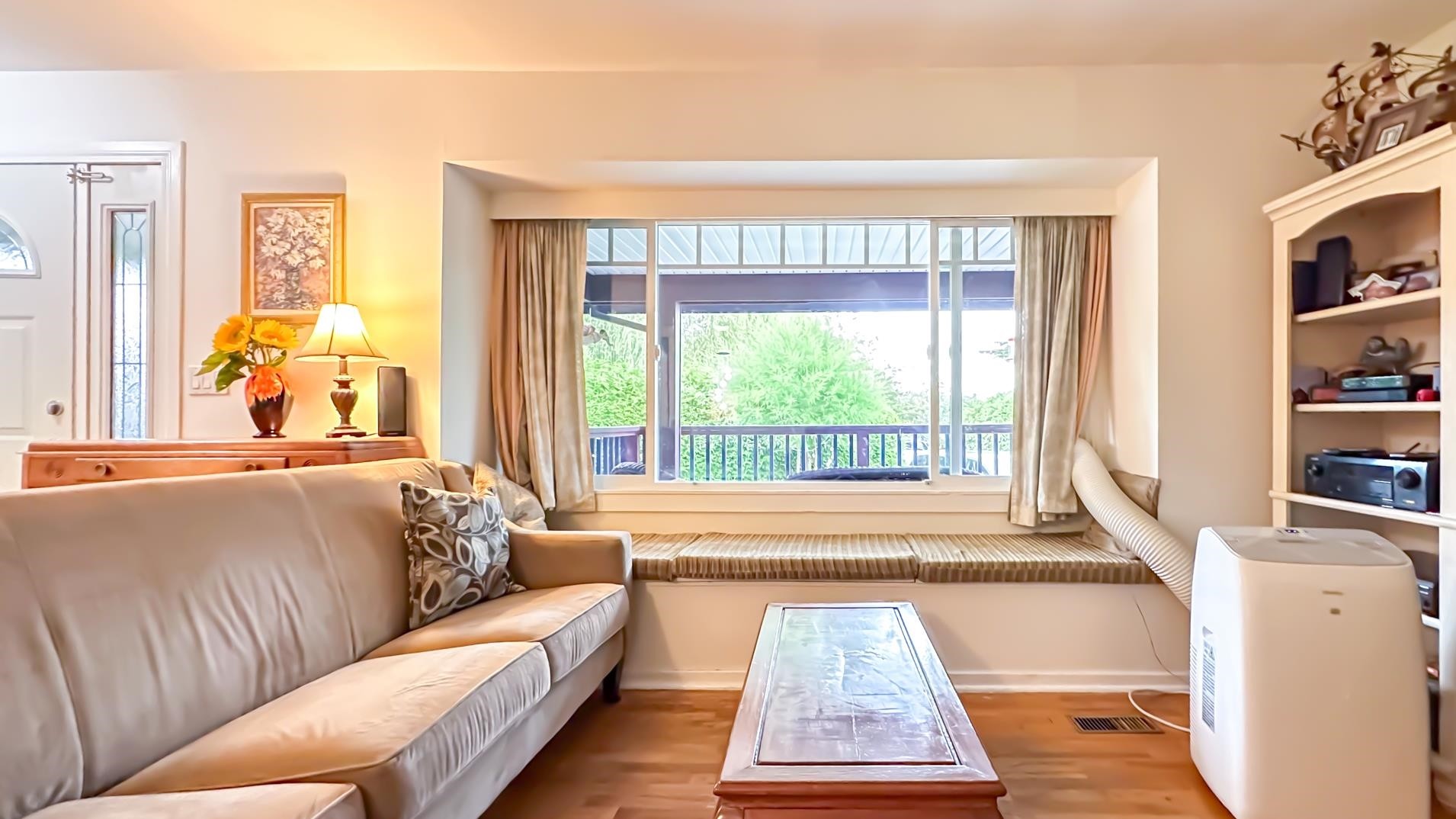 









13195


14

Avenue,
Surrey,




BC
V4A 1G6

