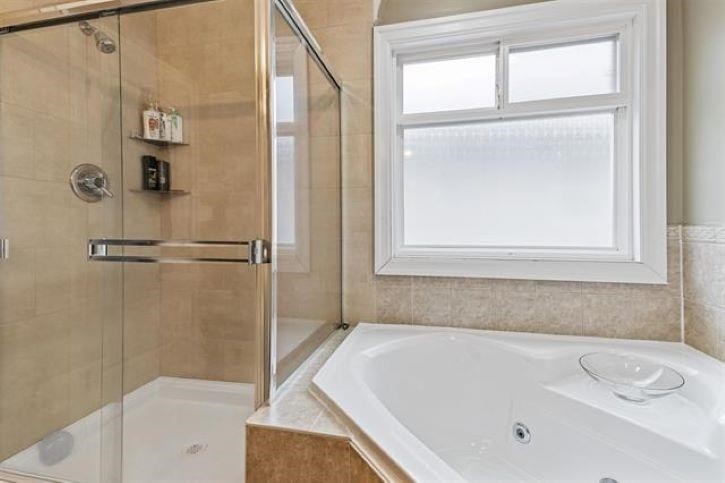 









14681


78

Avenue,
Surrey,




BC
V3S 2T4

