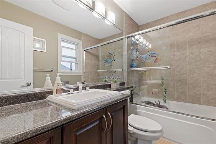









14681


78

Avenue,
Surrey,




BC
V3S 2T4

