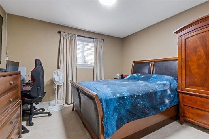 









14681


78

Avenue,
Surrey,




BC
V3S 2T4

