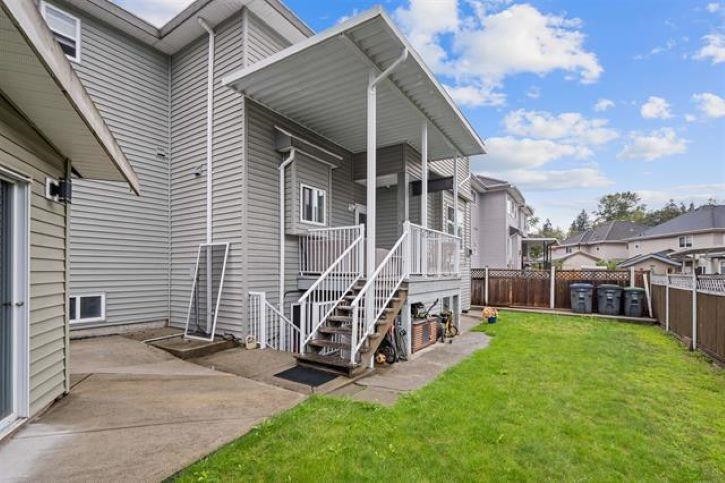 









14681


78

Avenue,
Surrey,




BC
V3S 2T4


