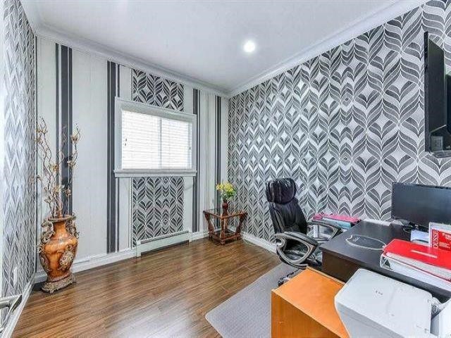 









14681


78

Avenue,
Surrey,




BC
V3S 2T4

