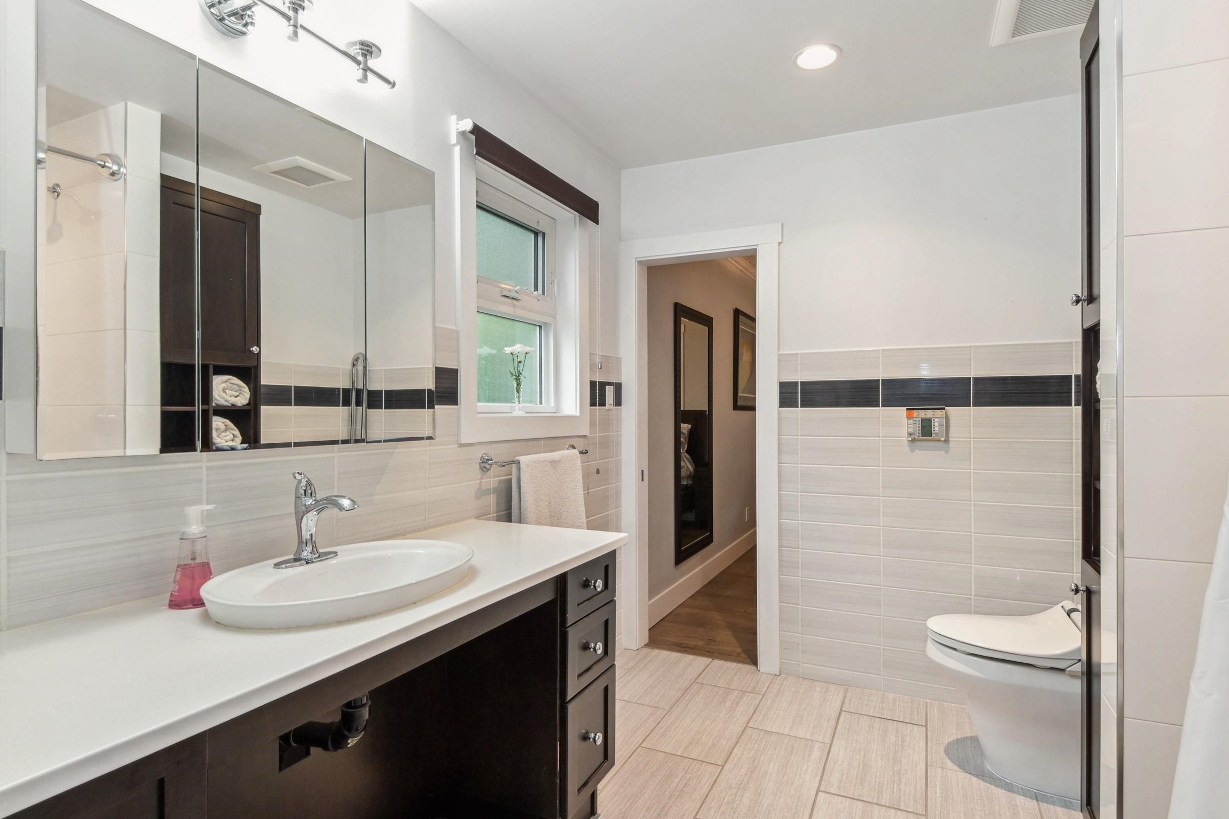 









2739


Sheffield

Way,
Abbotsford,




BC
V2S 4B7

