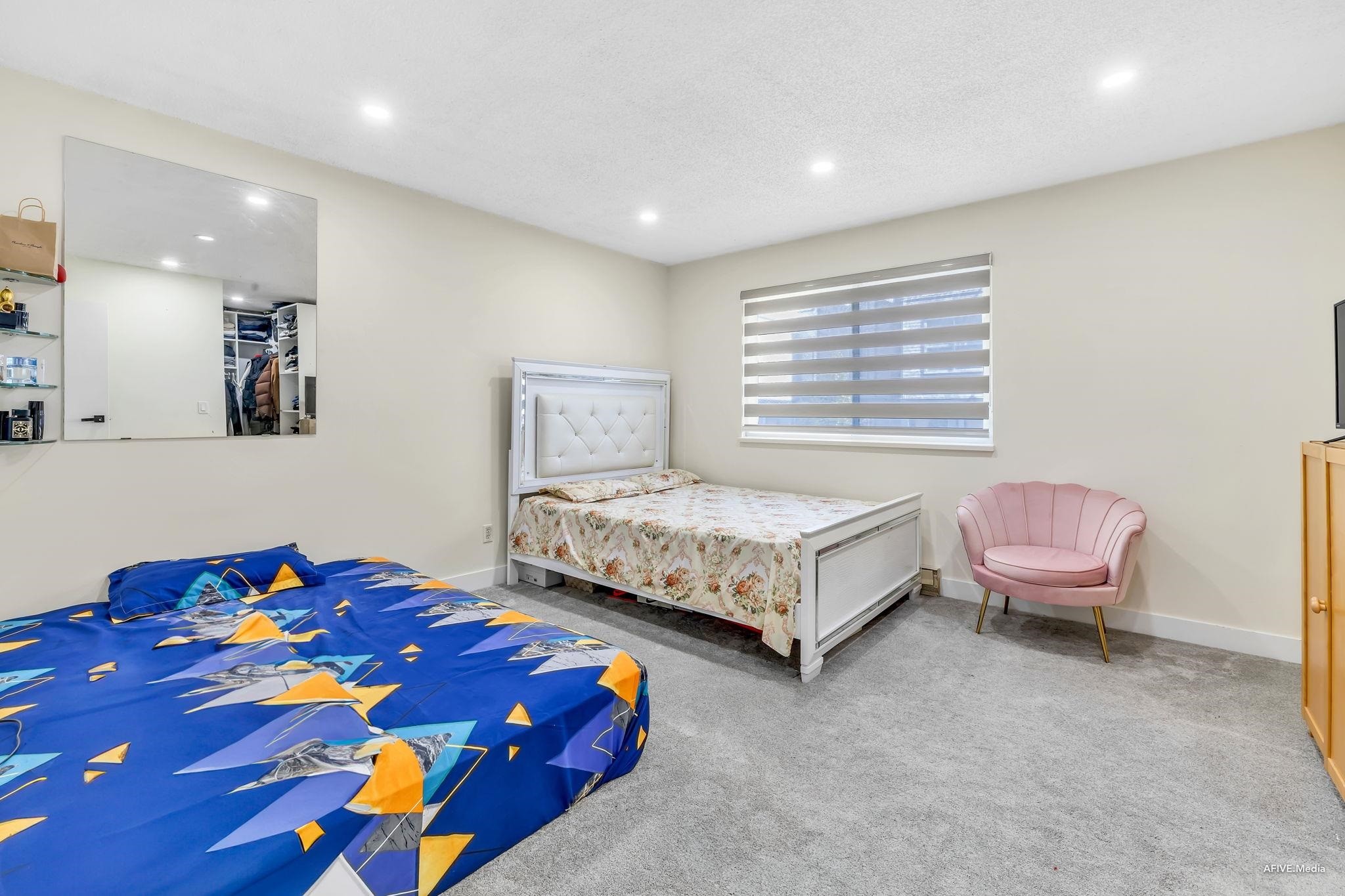 









9955


140

Street, 56,
Surrey,




BC
V3T 4M4

