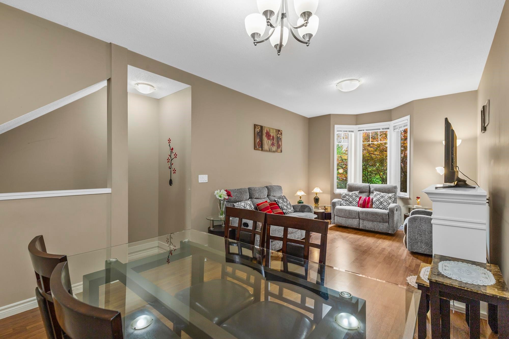 









32501


Fraser

Crescent, 2,
Mission,




BC
V2V 1C5

