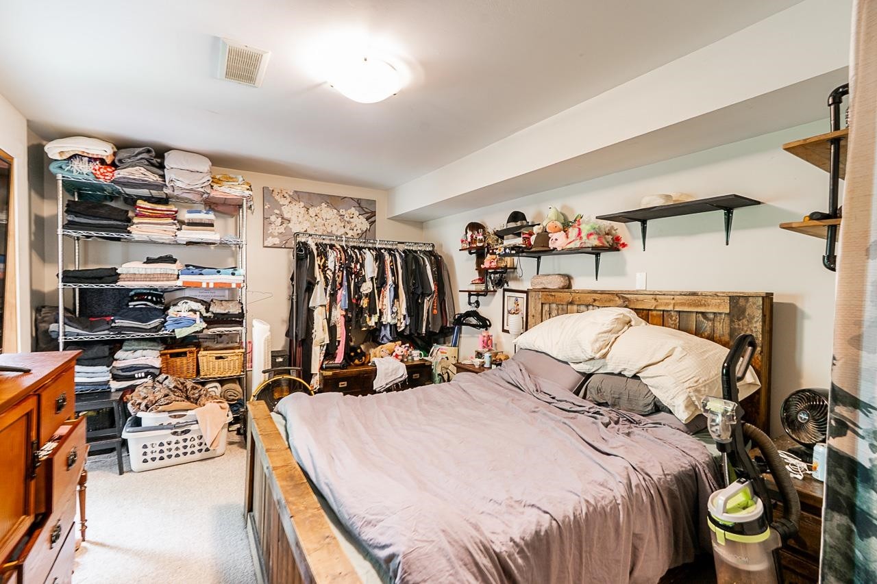 









2224


Mouldstade

Road,
Abbotsford,




BC
V2S 3X4

