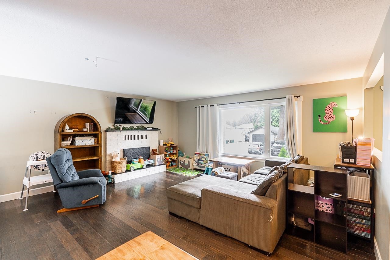 









2224


Mouldstade

Road,
Abbotsford,




BC
V2S 3X4

