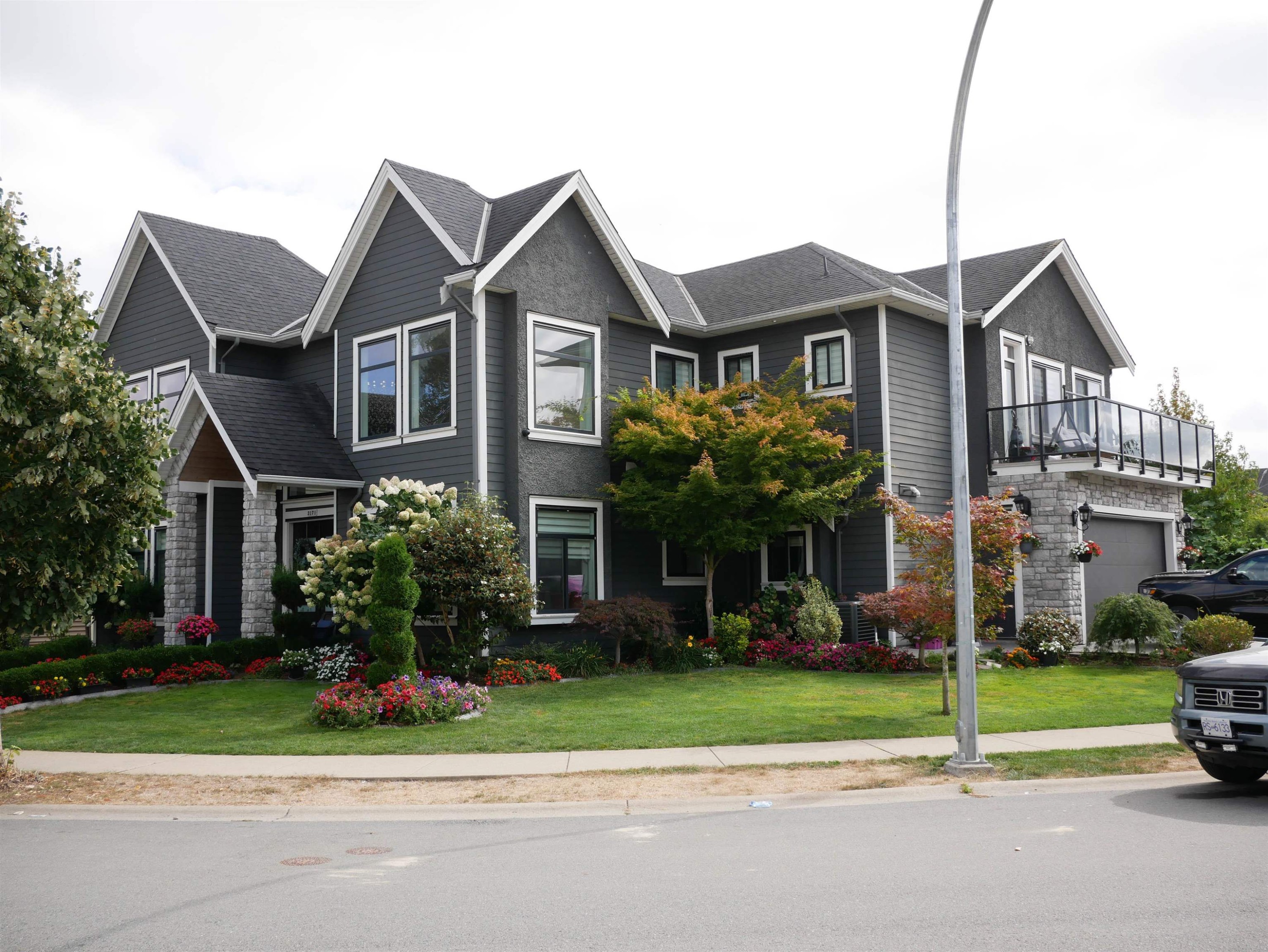 









3171


Engineer

Crescent,
Abbotsford,




BC
V4X 0A7

