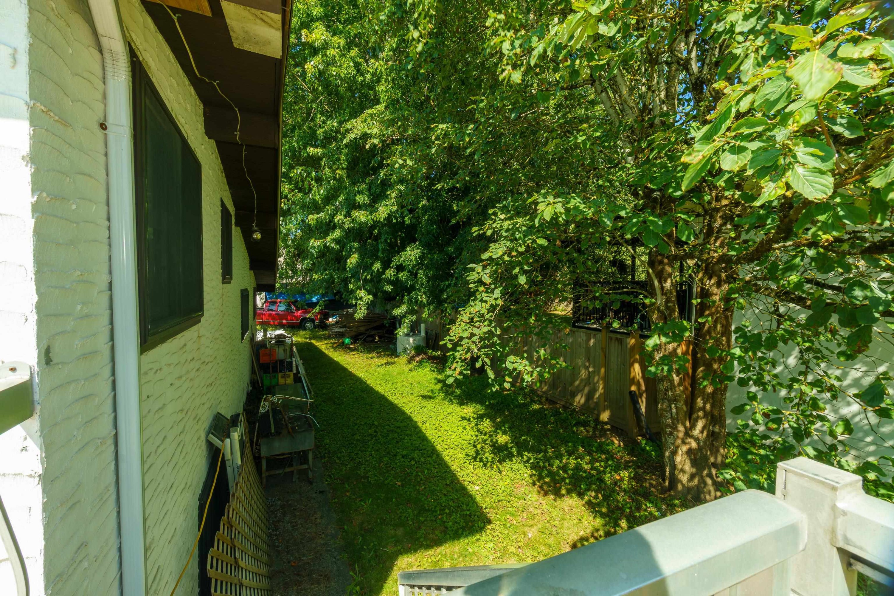 









8086


Cedar

Street,
Mission,




BC
V2V 3N3

