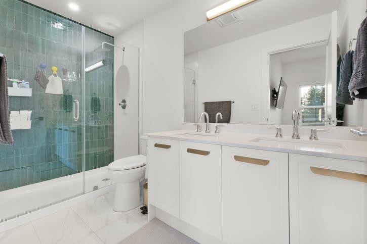 









20680


76b

Avenue, 1,
Langley,




BC
V2Y 4L2

