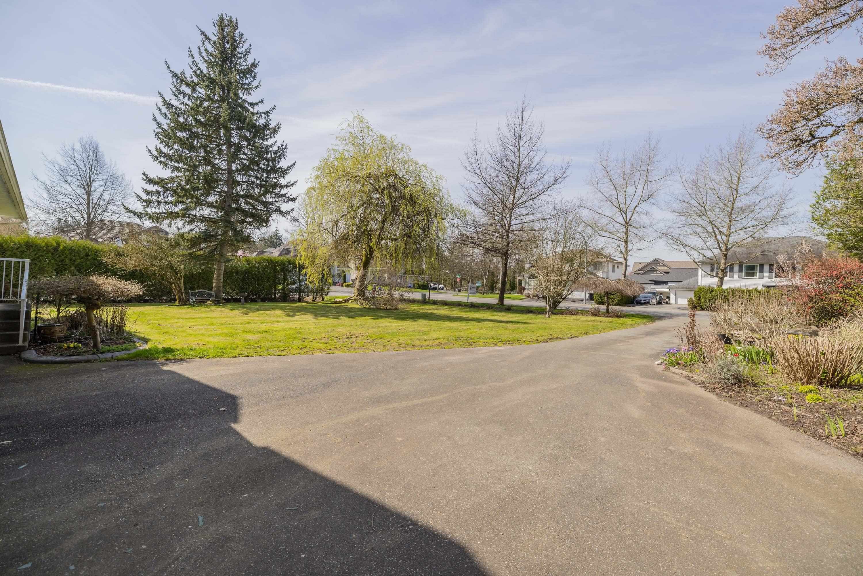 









4458


Benz

Crescent,
Langley,




BC
V2Z 1L5

