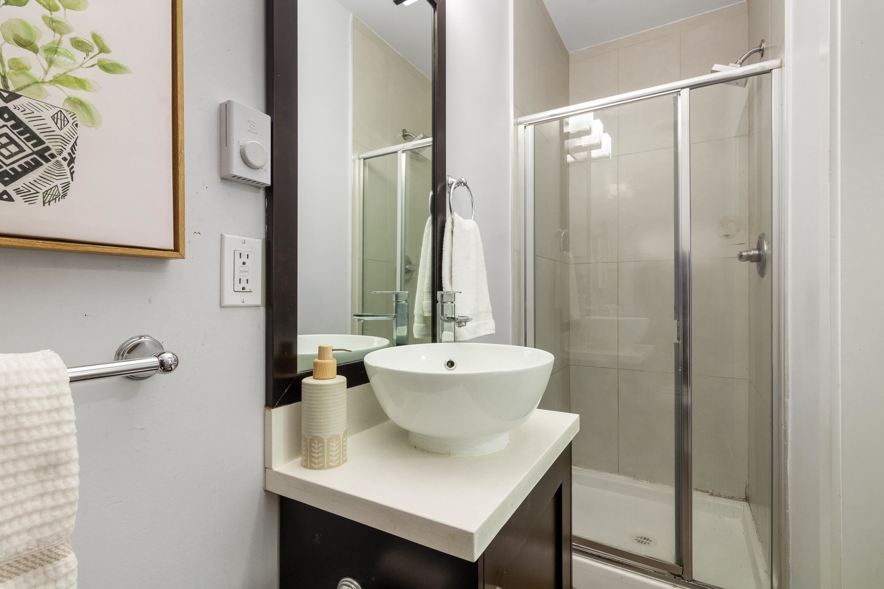 









14285


64

Avenue, 10,
Surrey,




BC
V3W 1Z2

