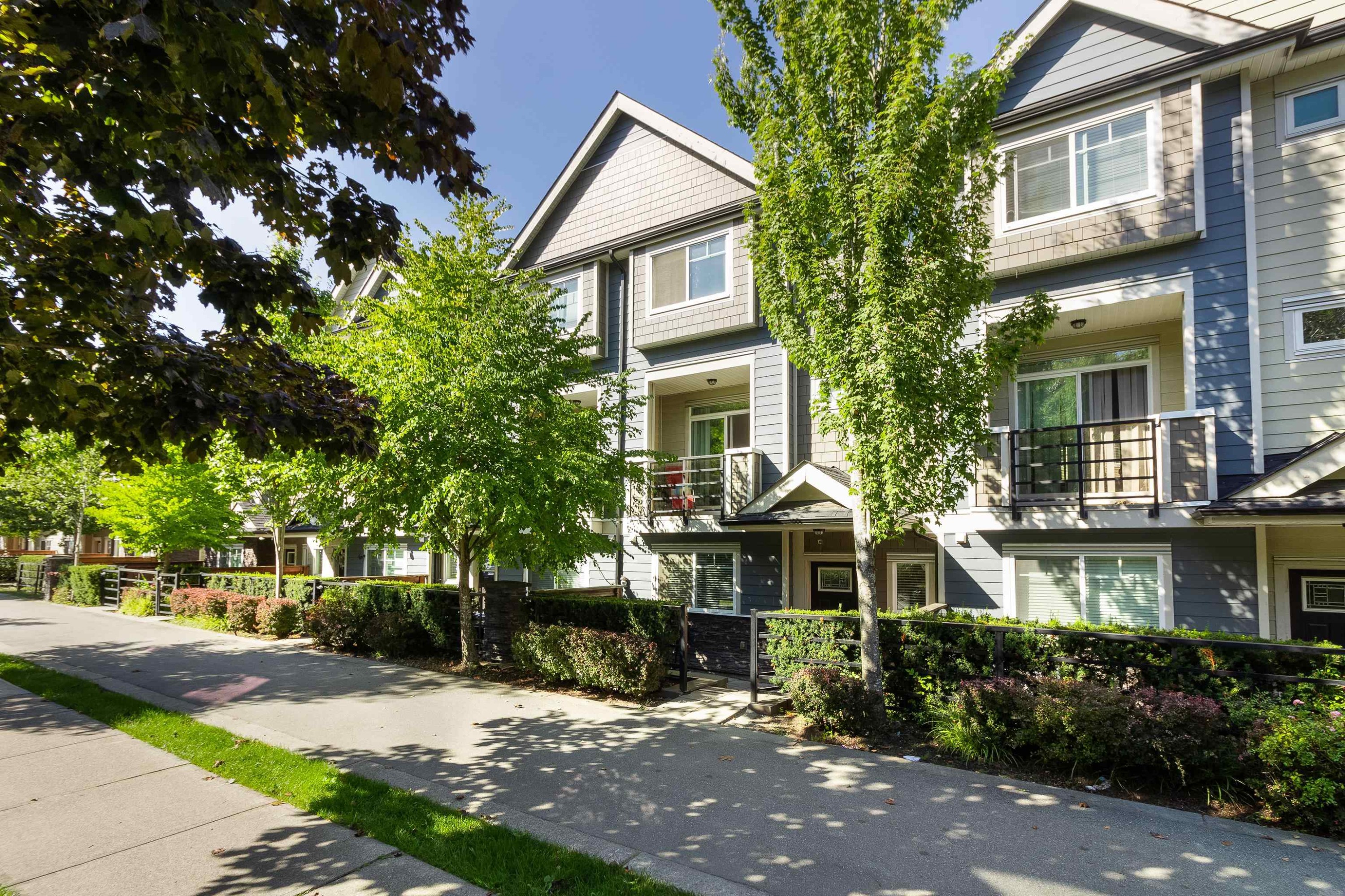 









14285


64

Avenue, 10,
Surrey,




BC
V3W 1Z2

