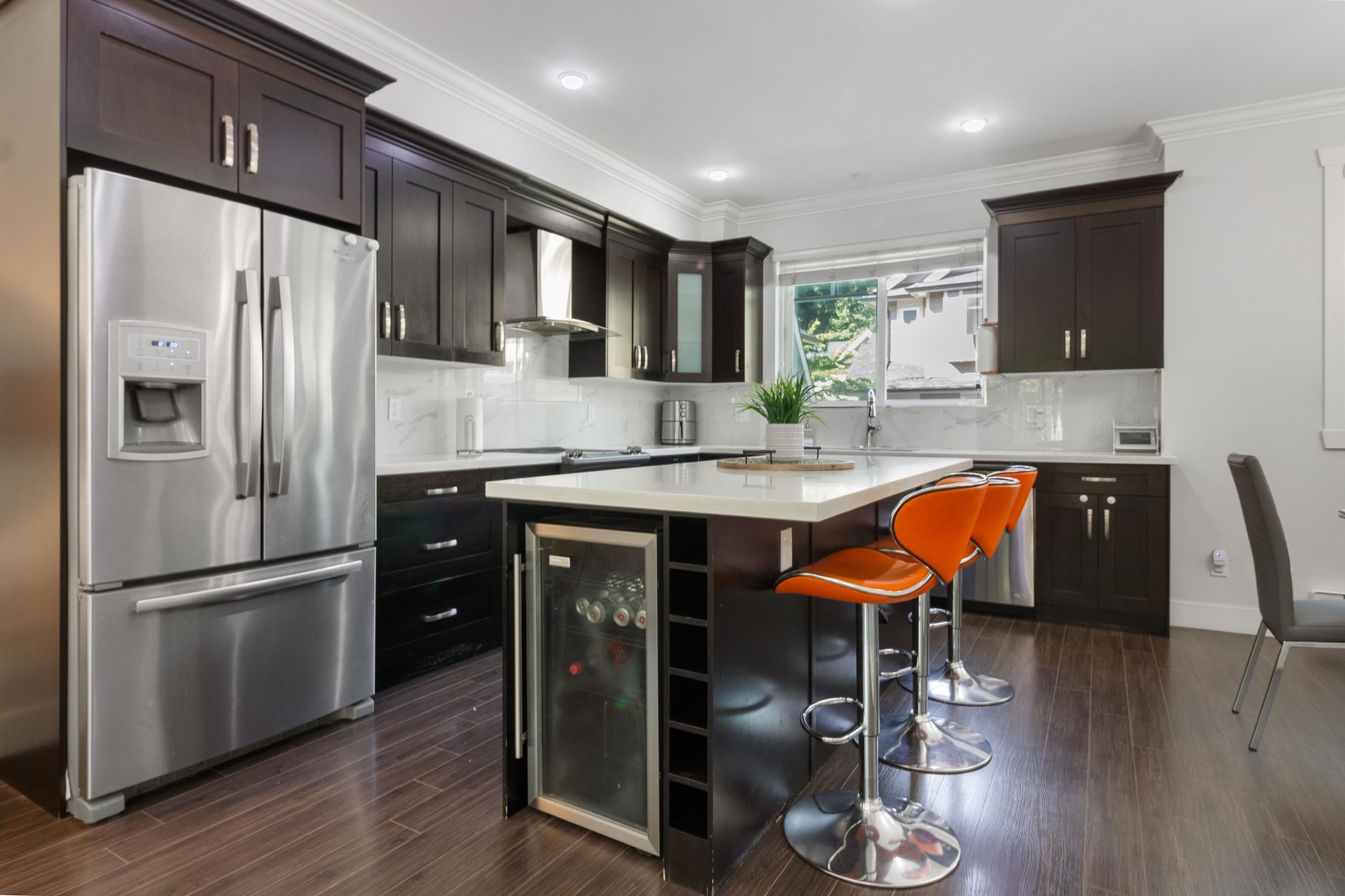 









14285


64

Avenue, 10,
Surrey,




BC
V3W 1Z2

