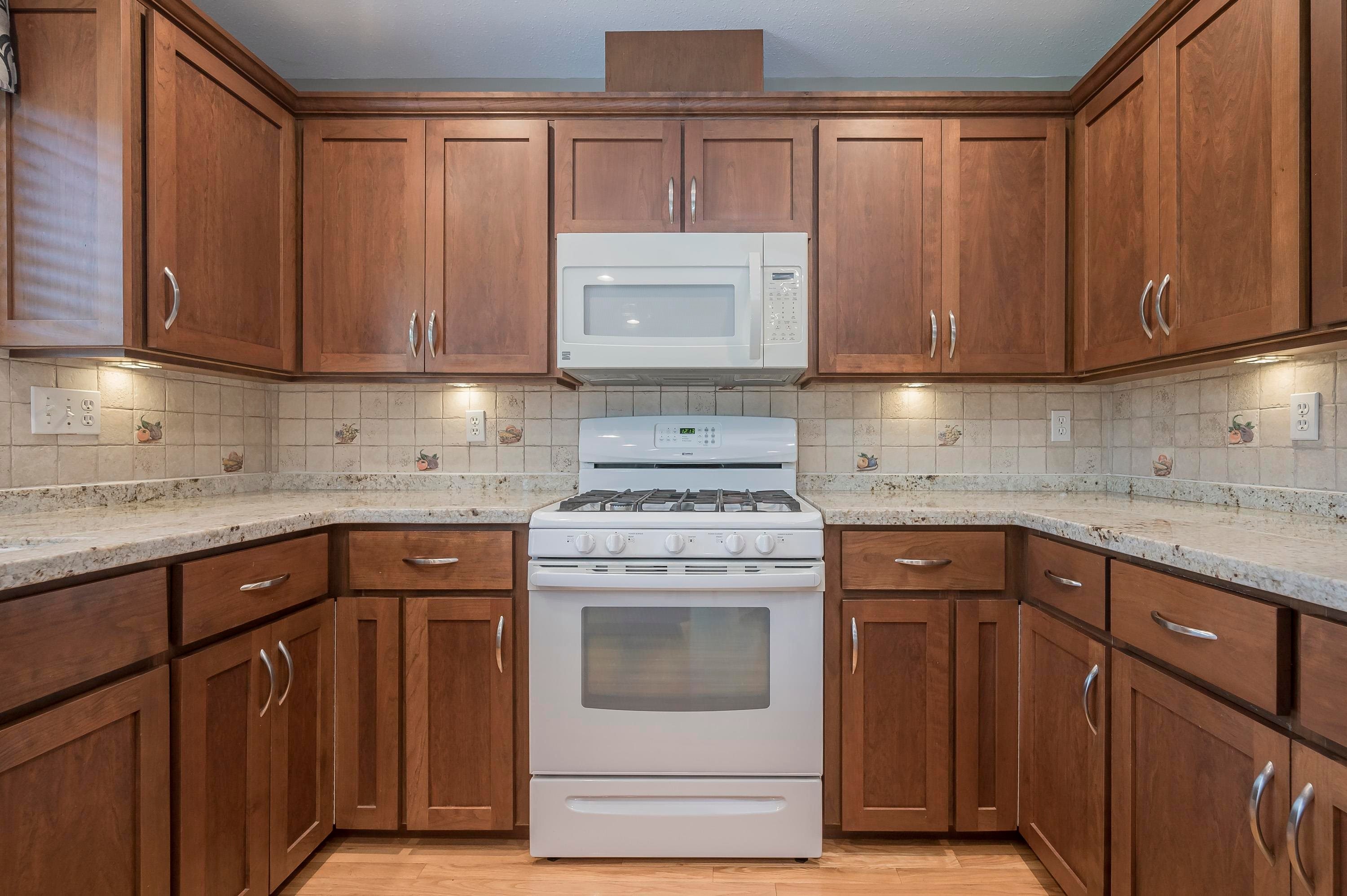 









3470


Chase

Street,
Abbotsford,




BC
V2T 5A9

